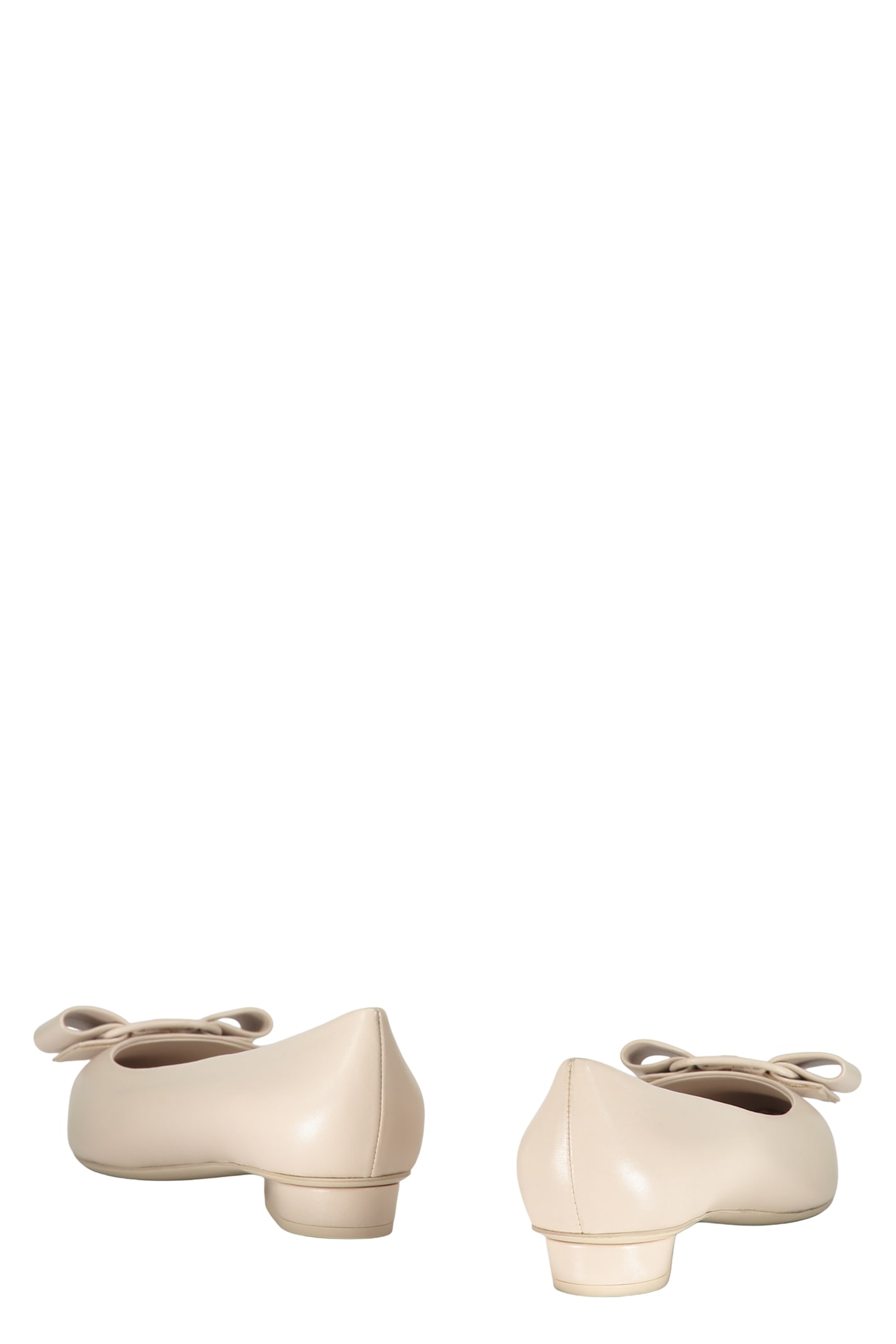 Ferragamo Leather Ballet Flats With Logo In Neutral