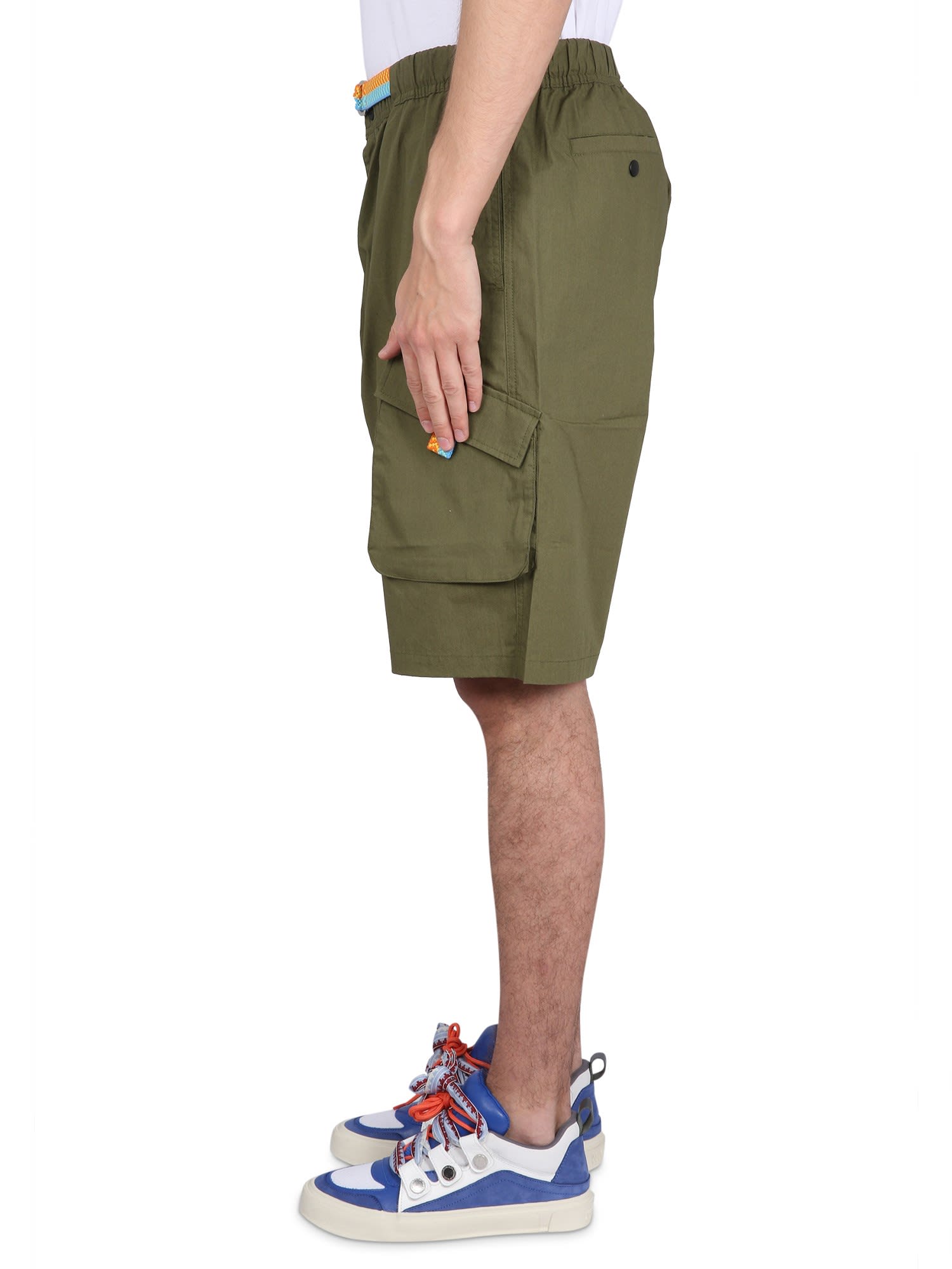 Shop Marcelo Burlon County Of Milan Cargo Bermuda Cross In Army Black