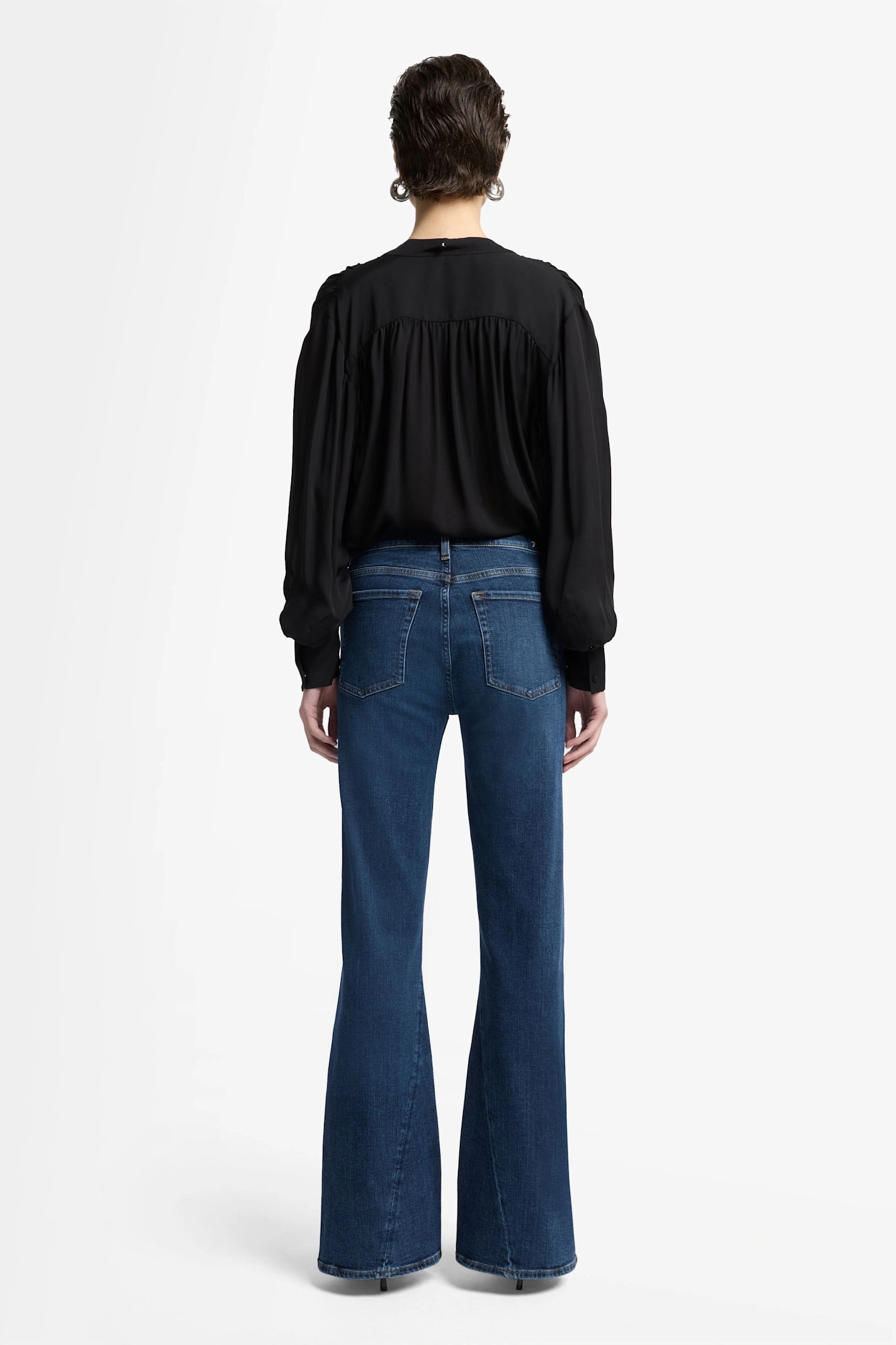 7 For All Mankind Dojo Tailorless Gilbert With Twisted Seam In Blue