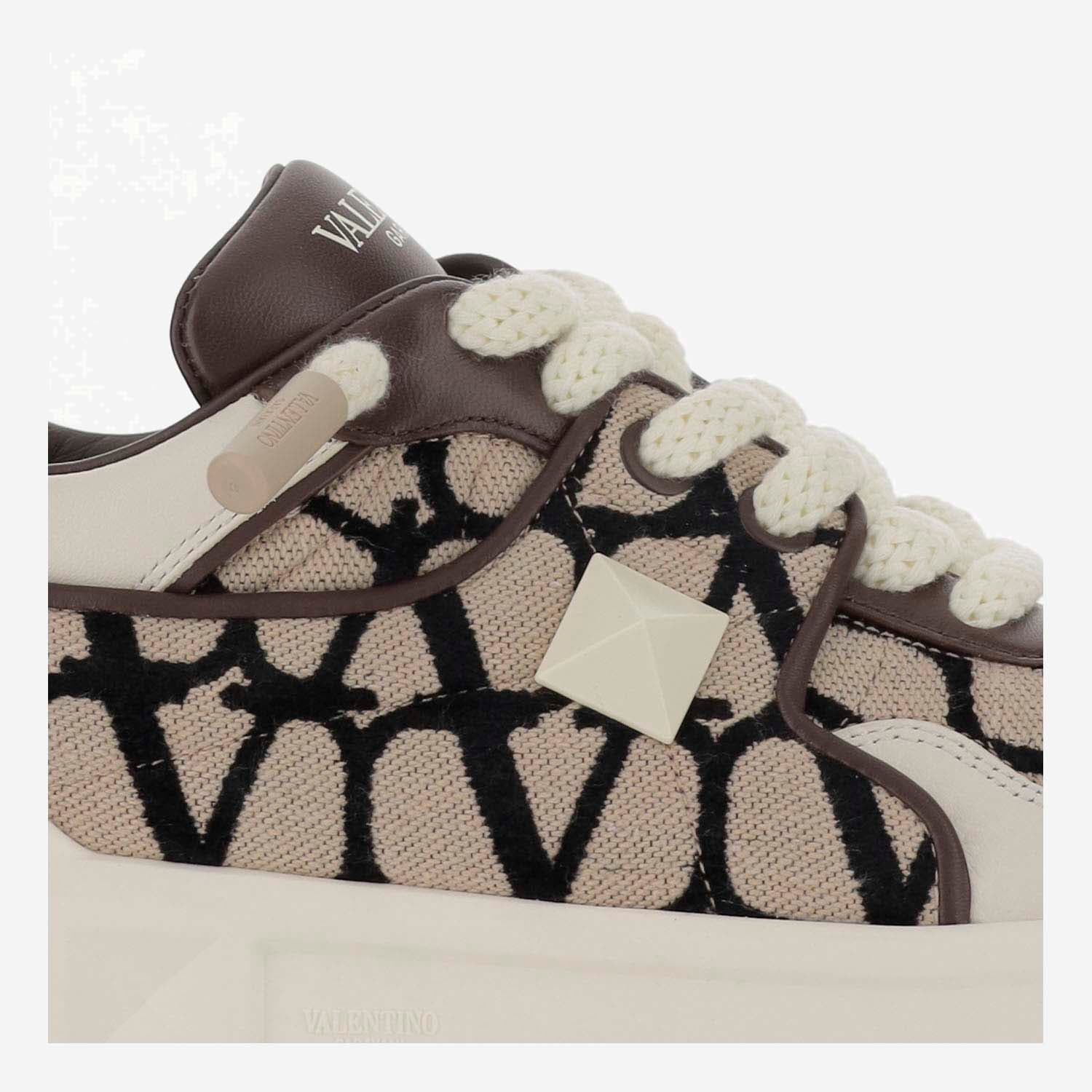 Valentino Garavani One Stud Xl Low-top Trainer In Nappa Leather And Toile Iconographe Fabric In Red
