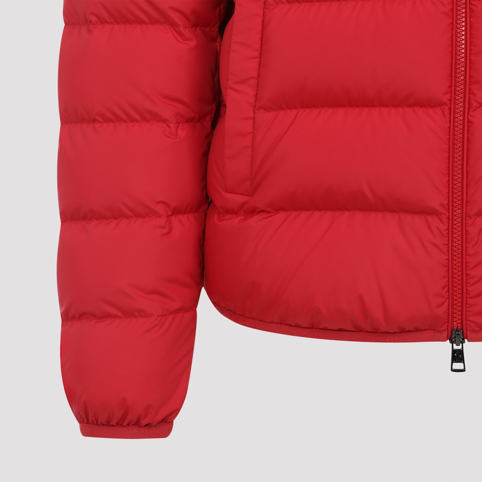 Moncler Quilted Down Jacket With Detachable Hood In Red