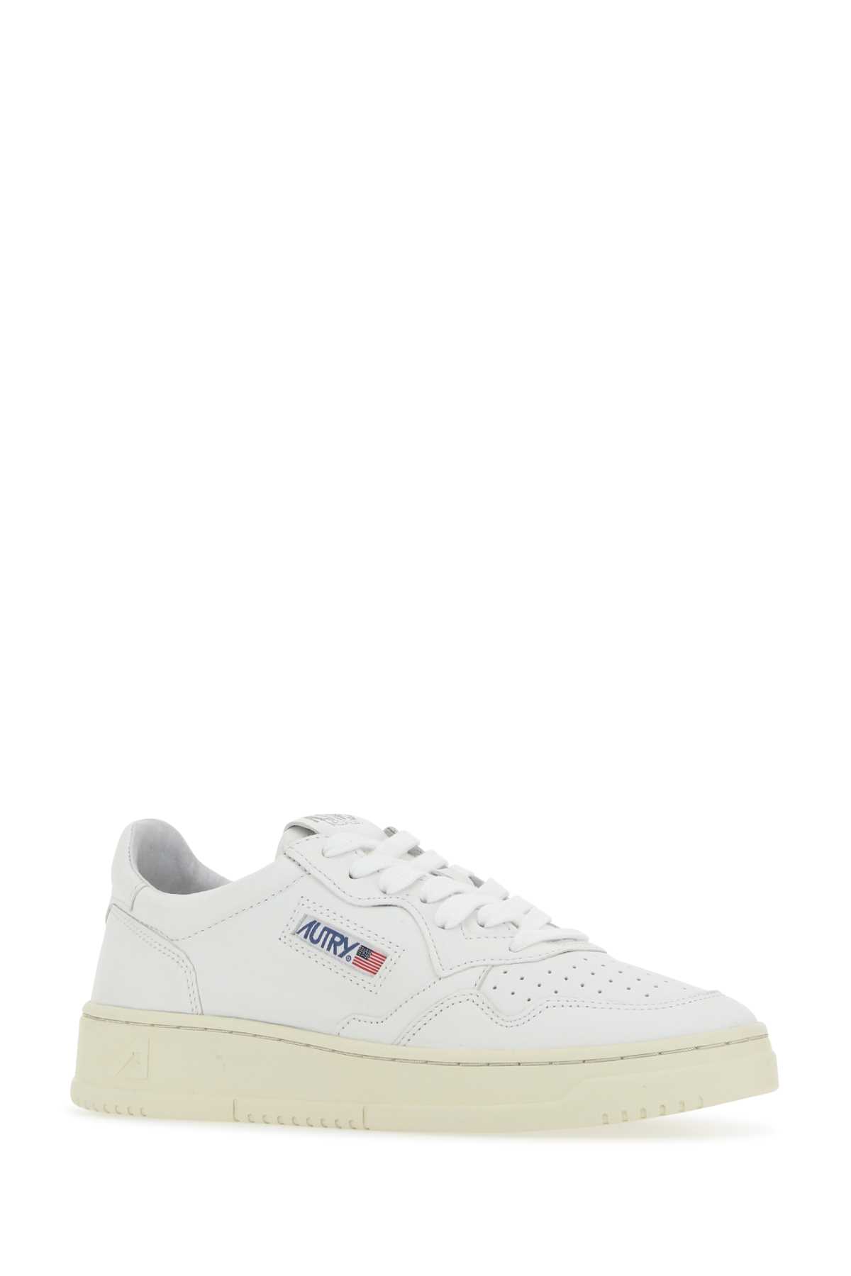 Shop Autry White Leather Medalist Sneakers In Gg04