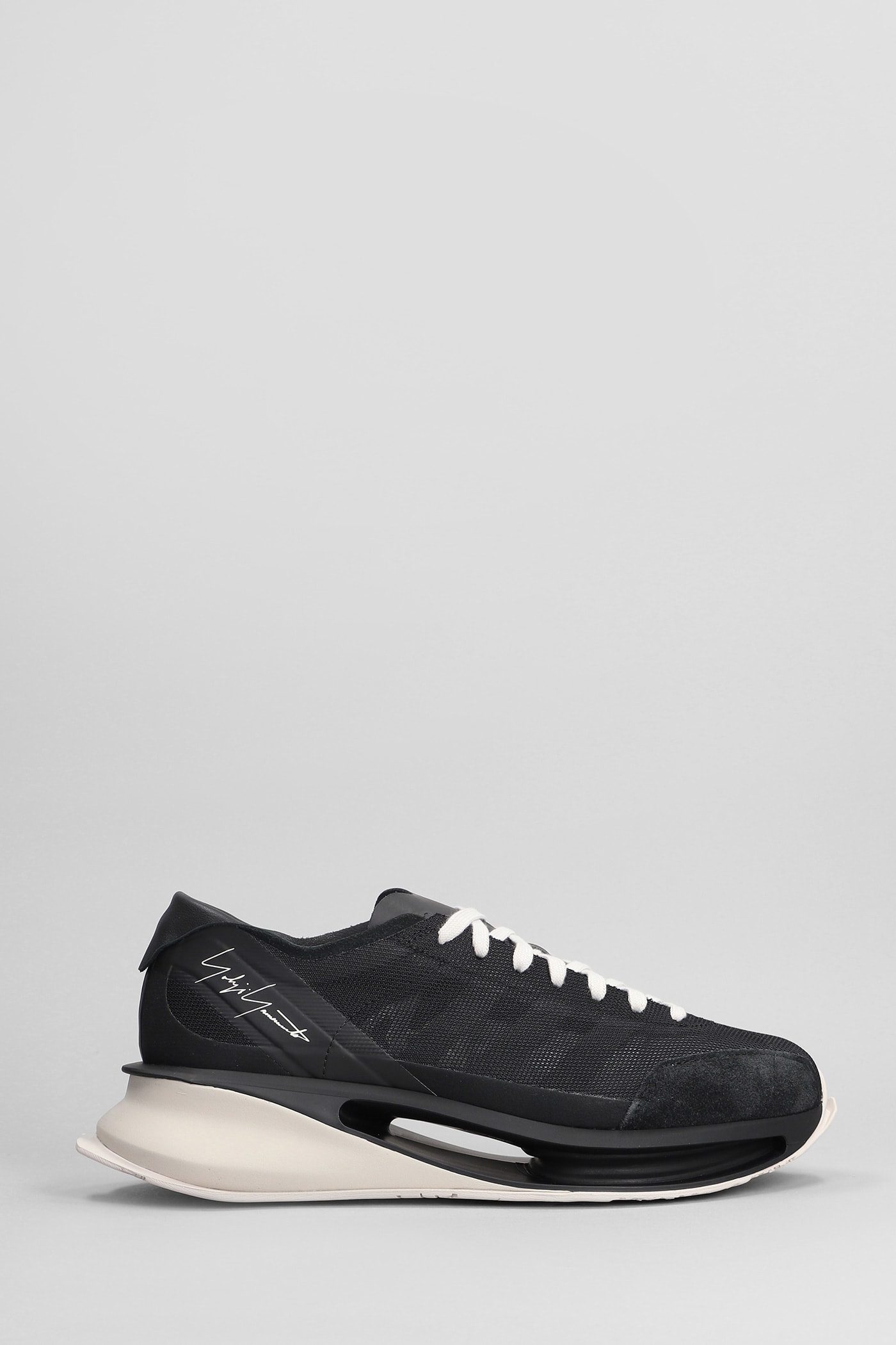 S Gendo Run Sneakers In Black Suede And Fabric