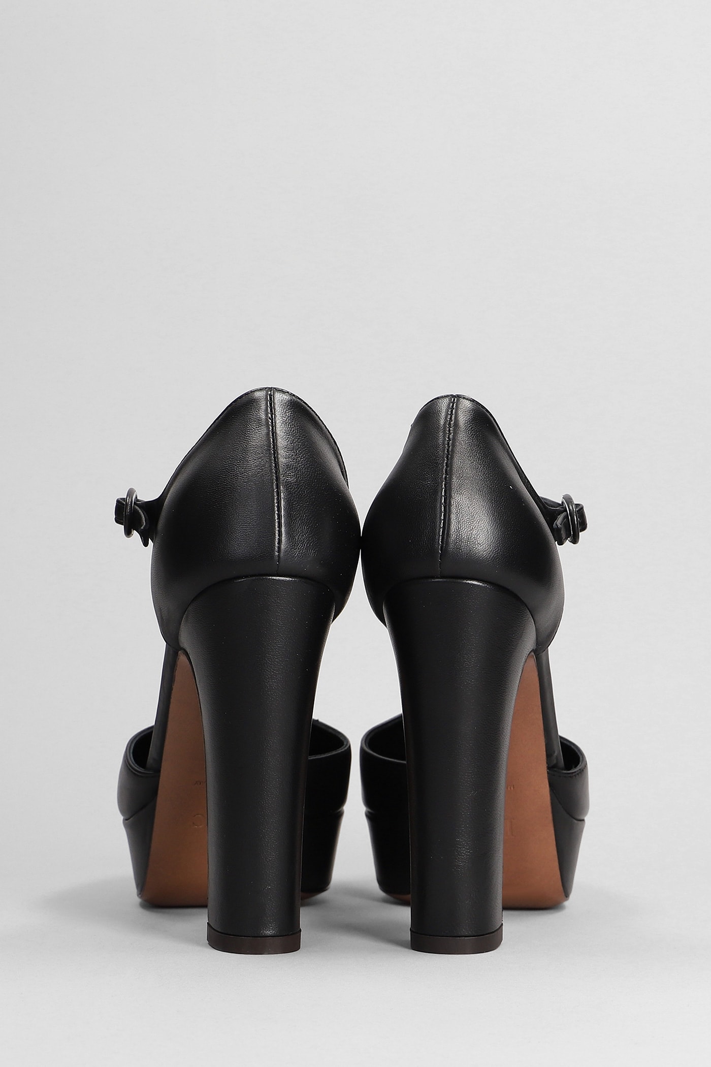 Shop Relac Pumps In Black Leather In Antracite