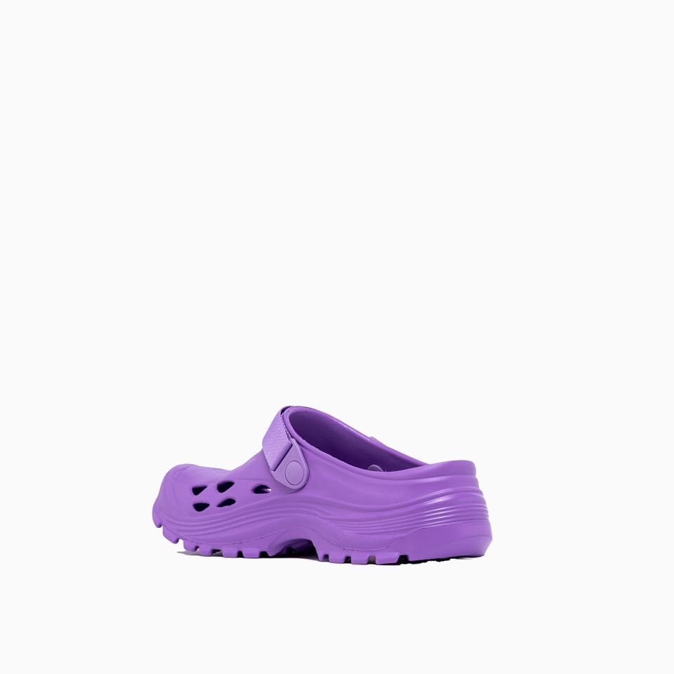 Shop Suicoke Mok Sliders In Purple