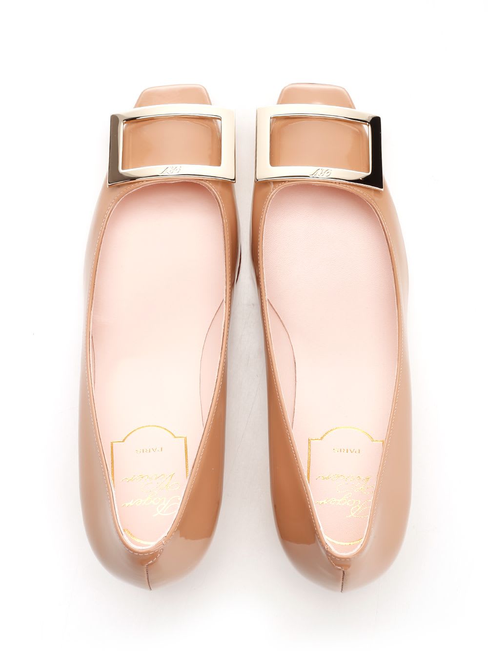 Shop Roger Vivier Trompette Pumps In Patent Leather With Metal Buckle In Beige