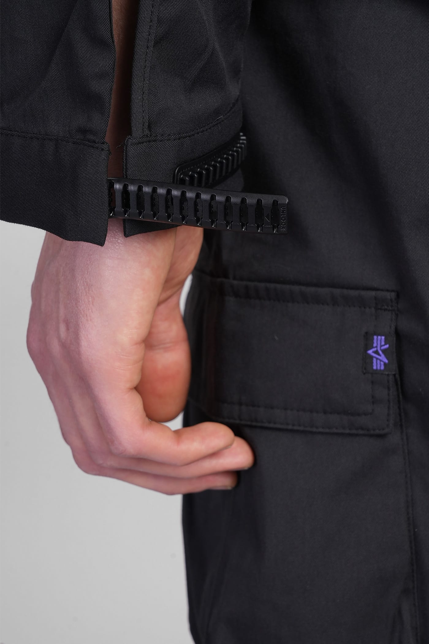 ALPHA INDUSTRIES UTILITY OVERSHIRT SHIRT IN BLACK COTTON