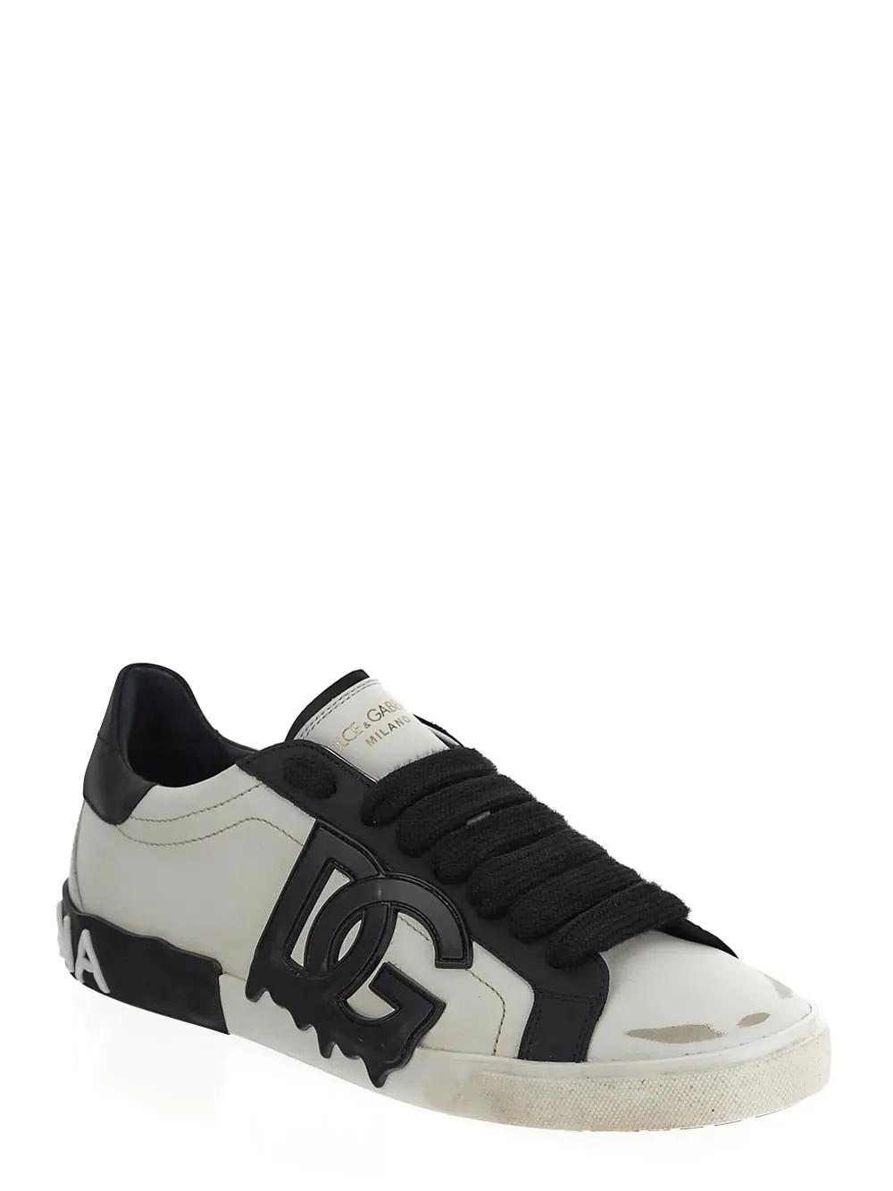 Shop Dolce & Gabbana Low Sneakers In White