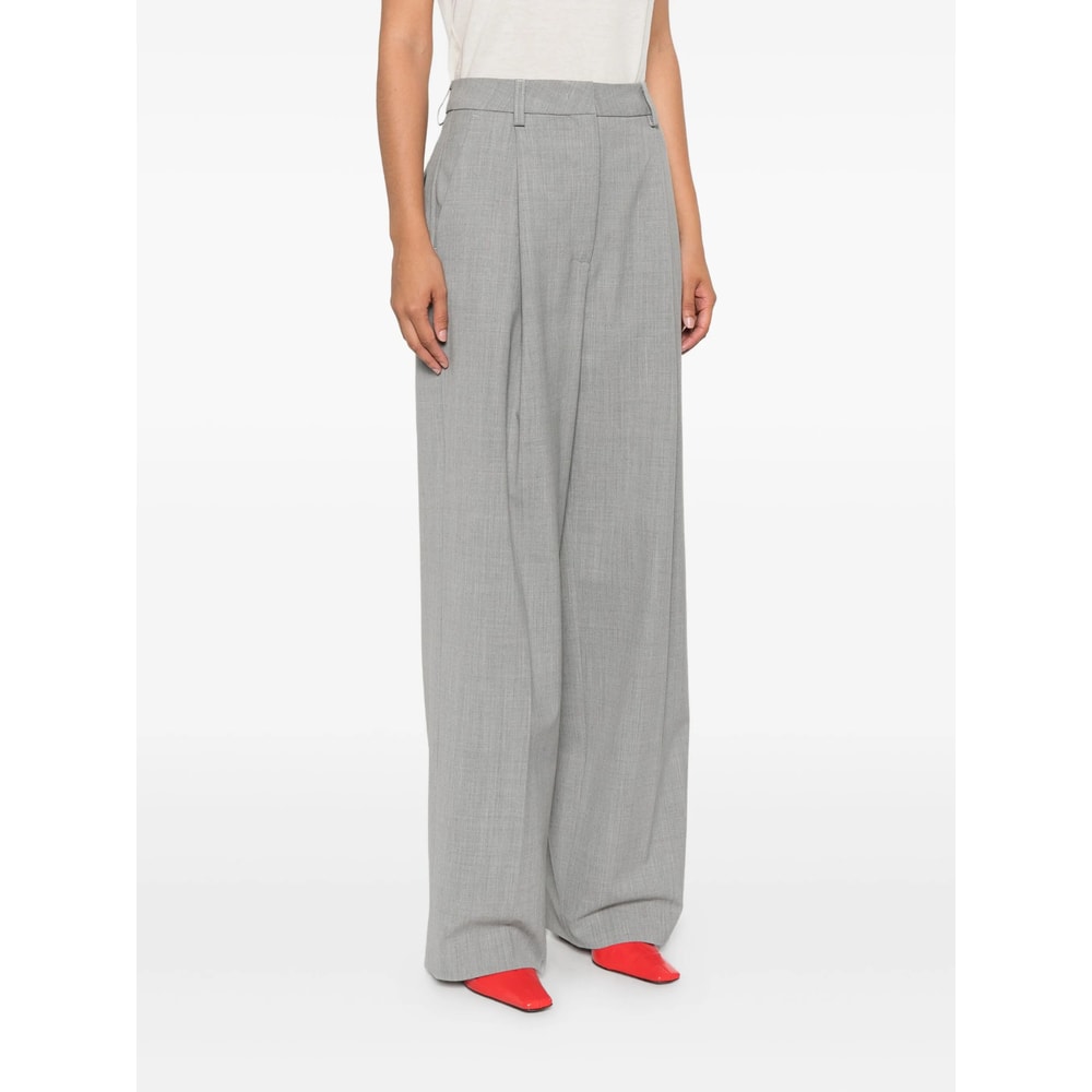 The Latest Pleated Trousers In Gray