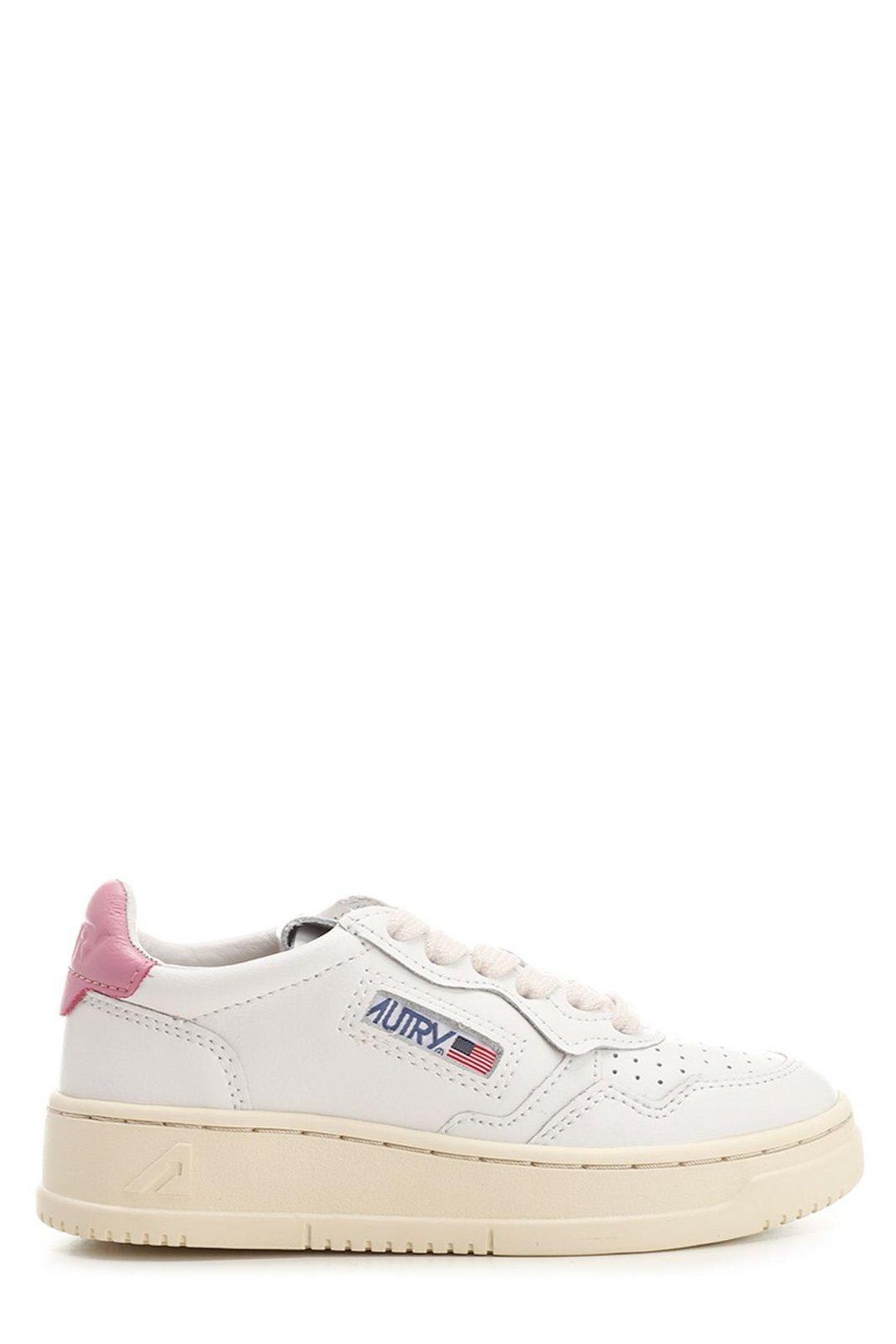 AUTRY LOGO PATCH PANELLED SNEAKERS