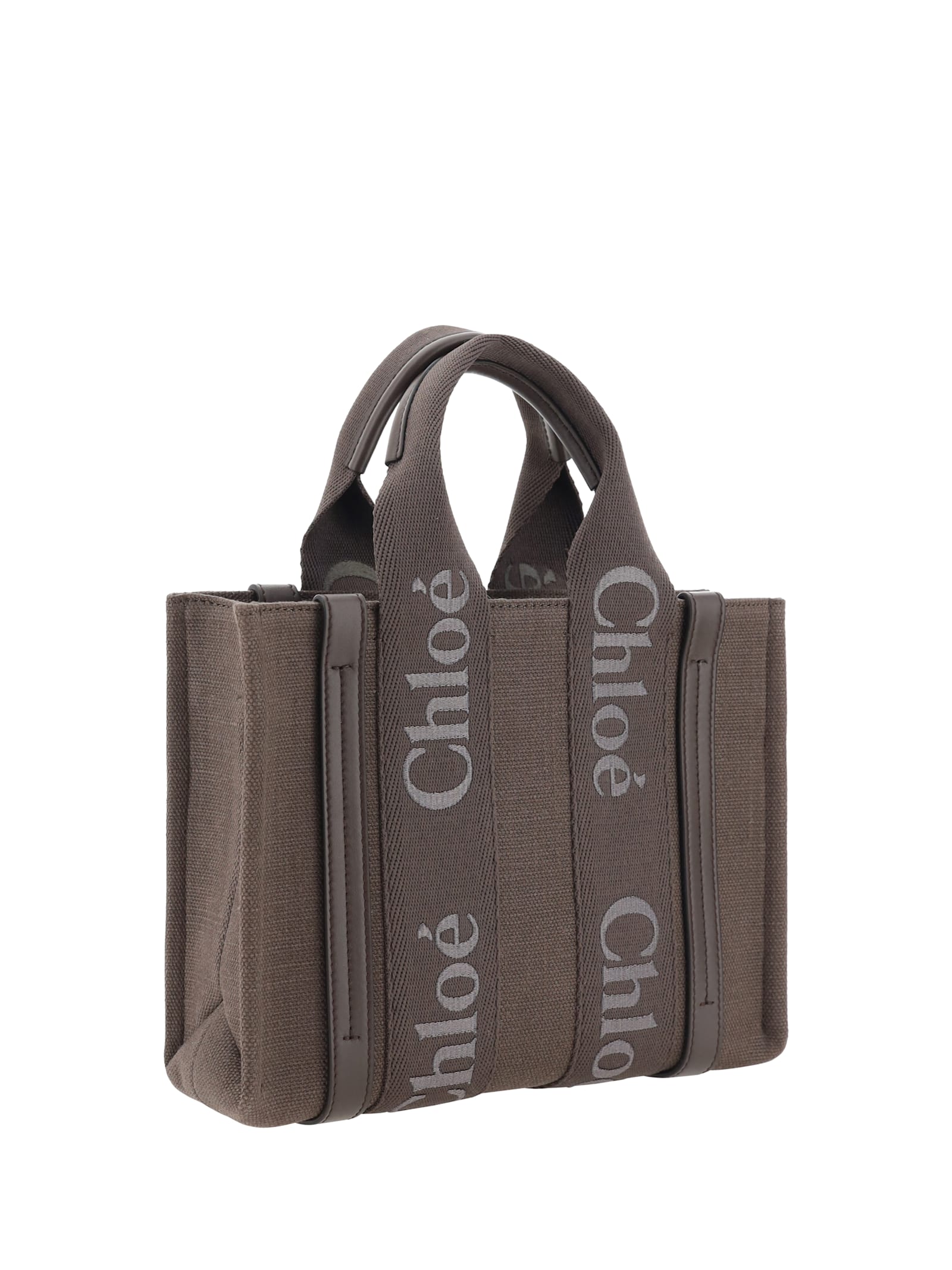 Shop Chloé Woody Handbag In Kohl Brown