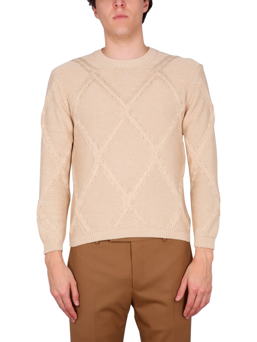 Ballantyne Cotton Cable Stitch Crew Neck Sweater In Beige
