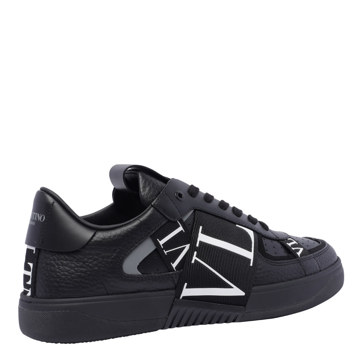Valentino Panelled Logo-detail Sneakers In Black