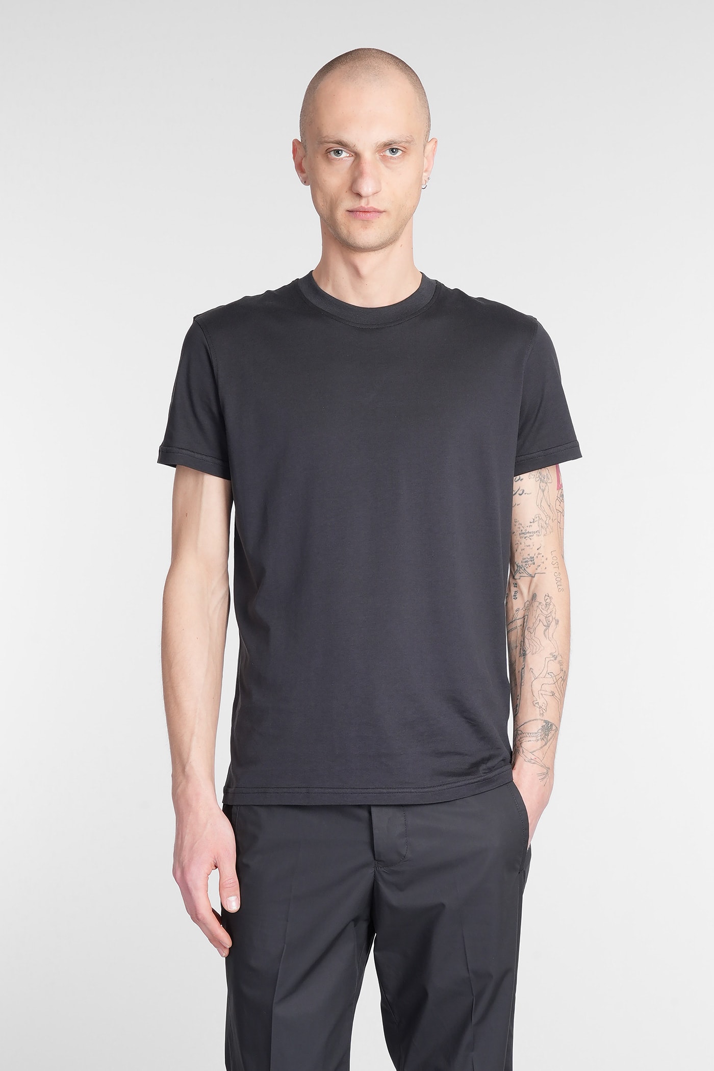 01cd T-shirt In Black Cotton