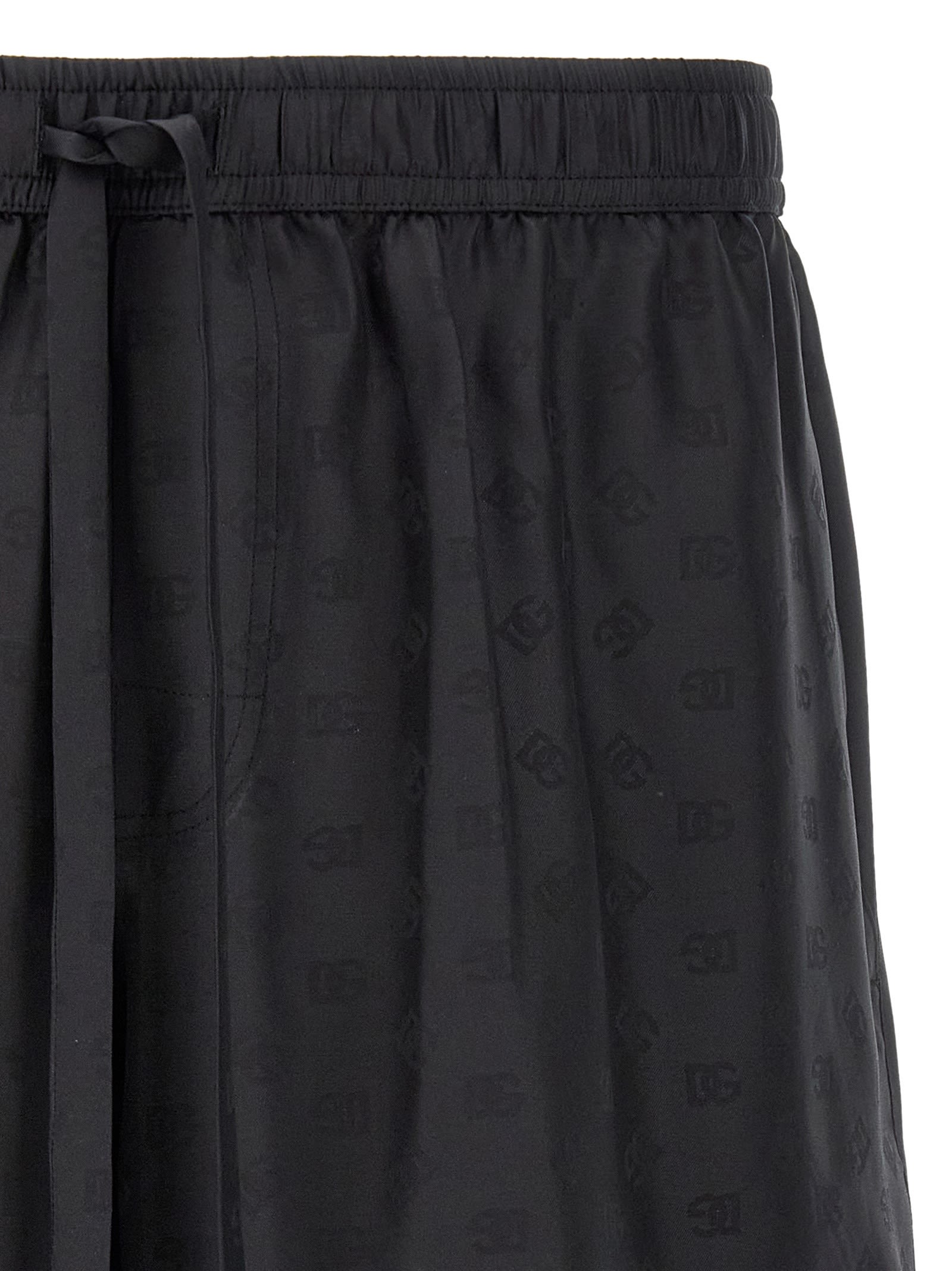 Dolce & Gabbana Black Bermuda Pants With Drawstring Elastic Waist And Maxi Print In Silk Man In White/black