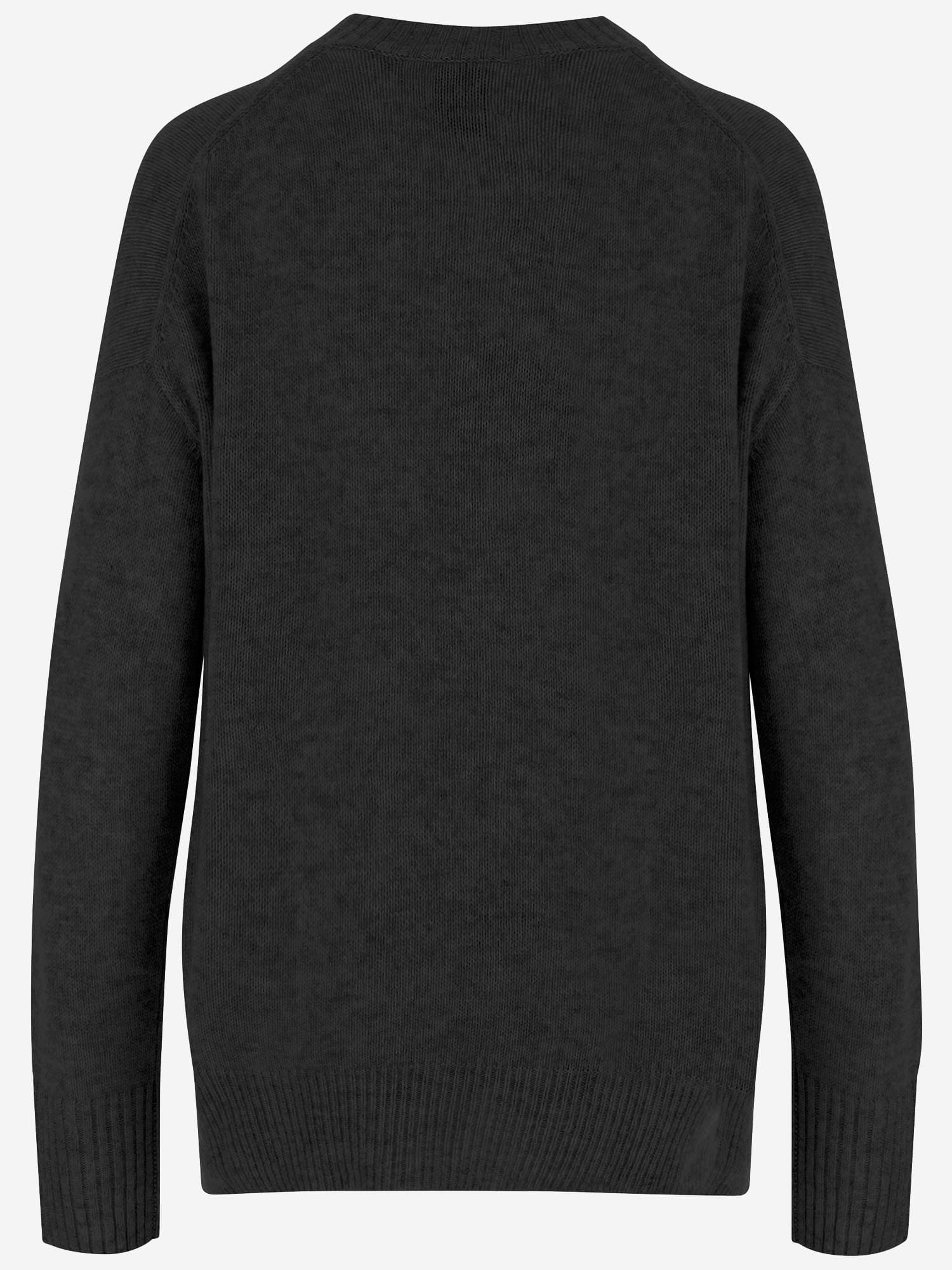 Allude Classic Cashmere Sweater With Crew Neck And Ribbed Finish In Black
