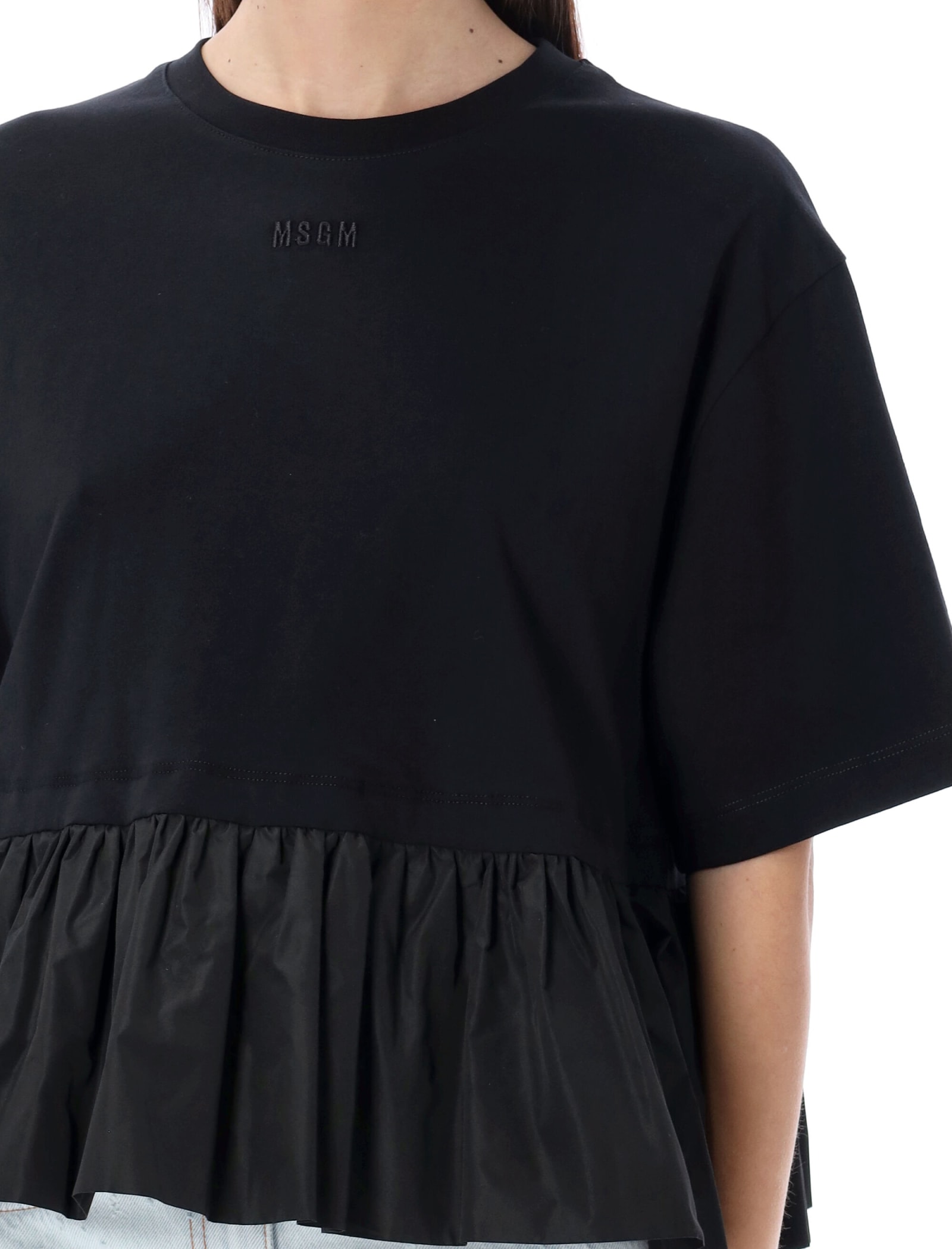 Shop Msgm T-shirt Ruffle In Black