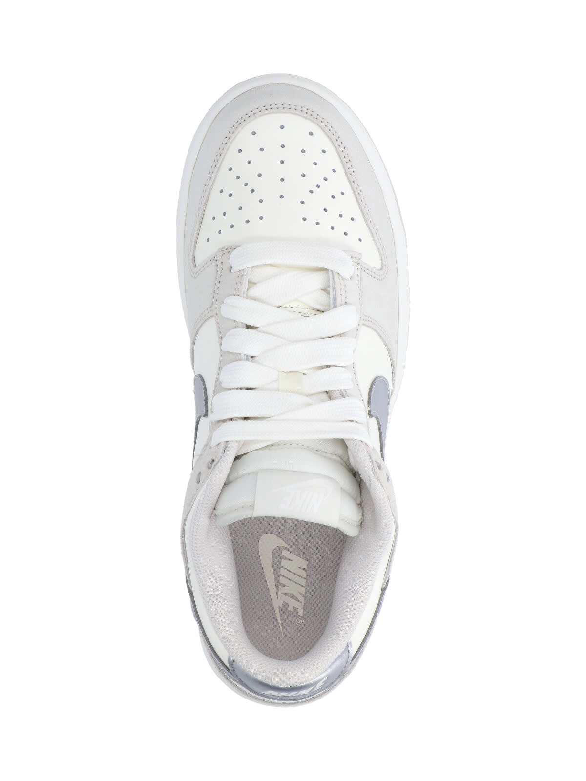 Nike Dunk Low Retro Sneakers In White