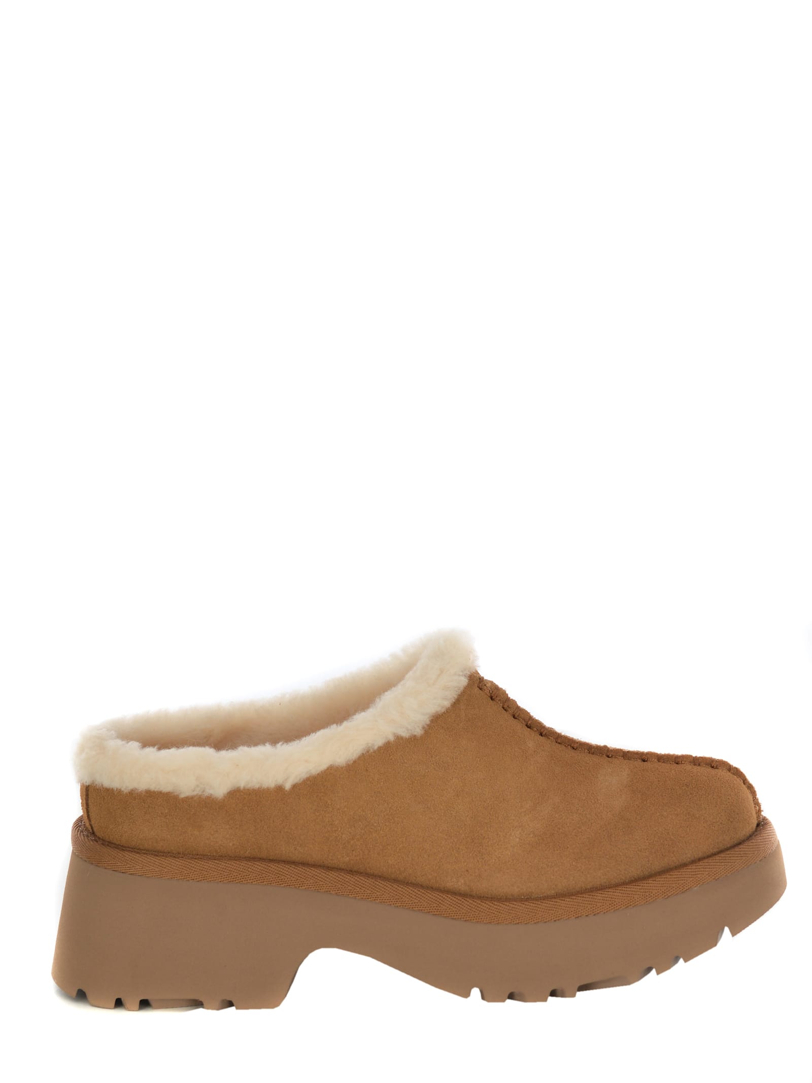 Shop Ugg Stivali  New Heights Cozy Made Of Suede In Camel