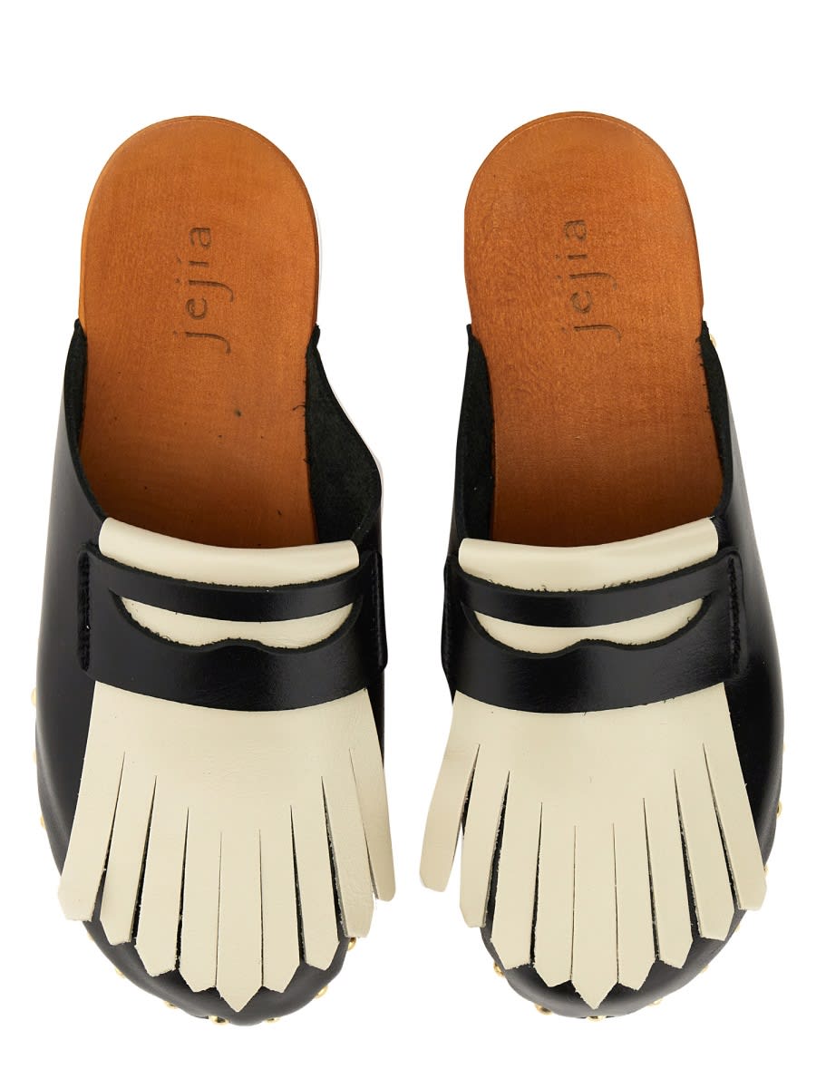 Jejia Leather Clogs In Black