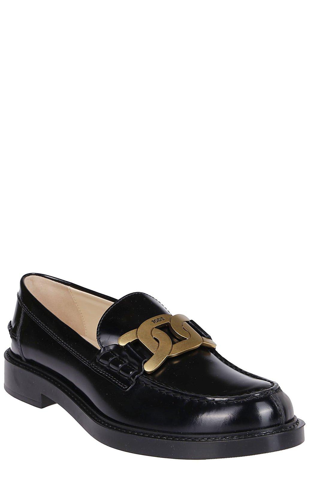 Shop Tod's Chain-linked Loafers In Black