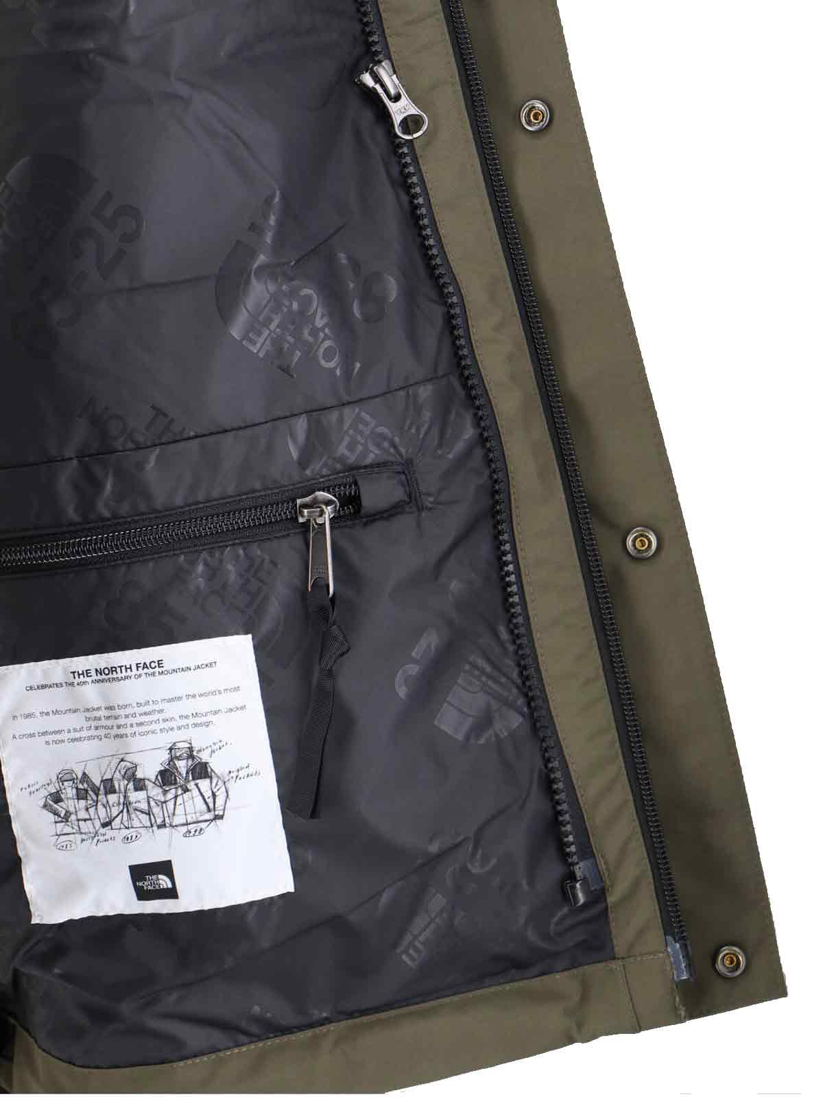 The North Face Versatile Jacket With Adjustable Hood And Pockets In Green