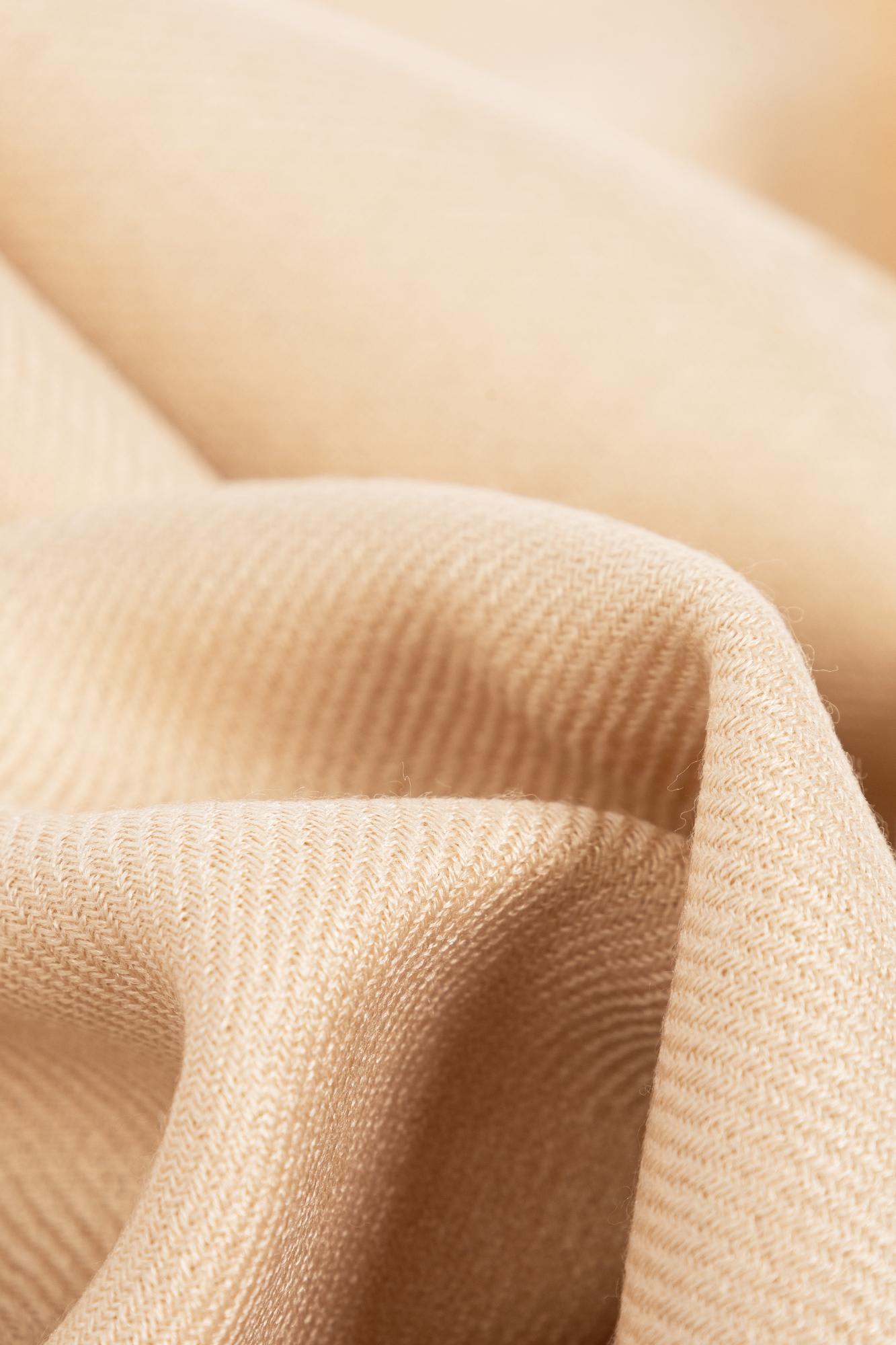 Gucci Scarf With Monogram In Pink