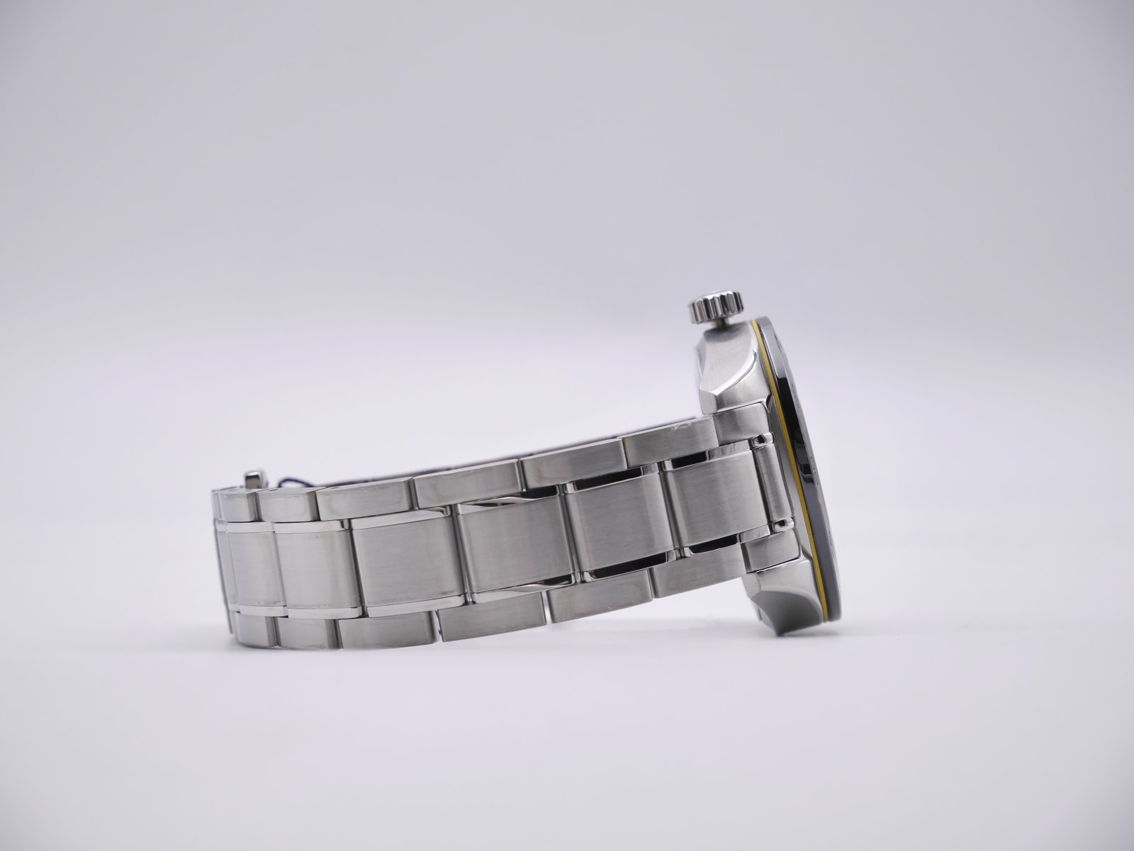tissot t1004301105100