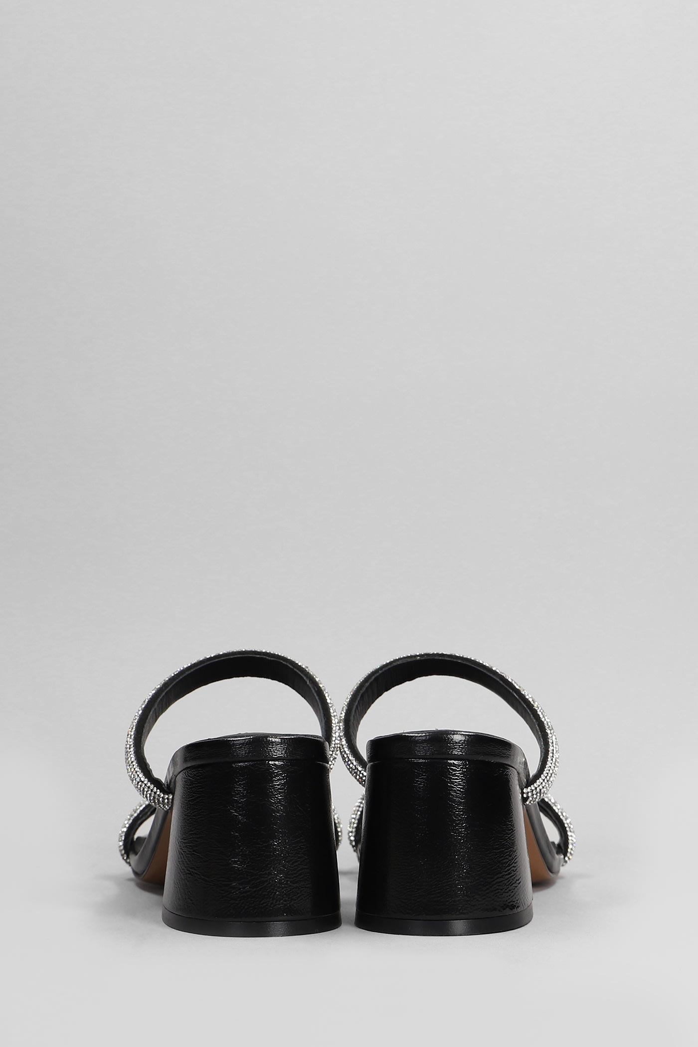 Shop Bibi Lou Heater 60 Slipper-mule In Black Leather