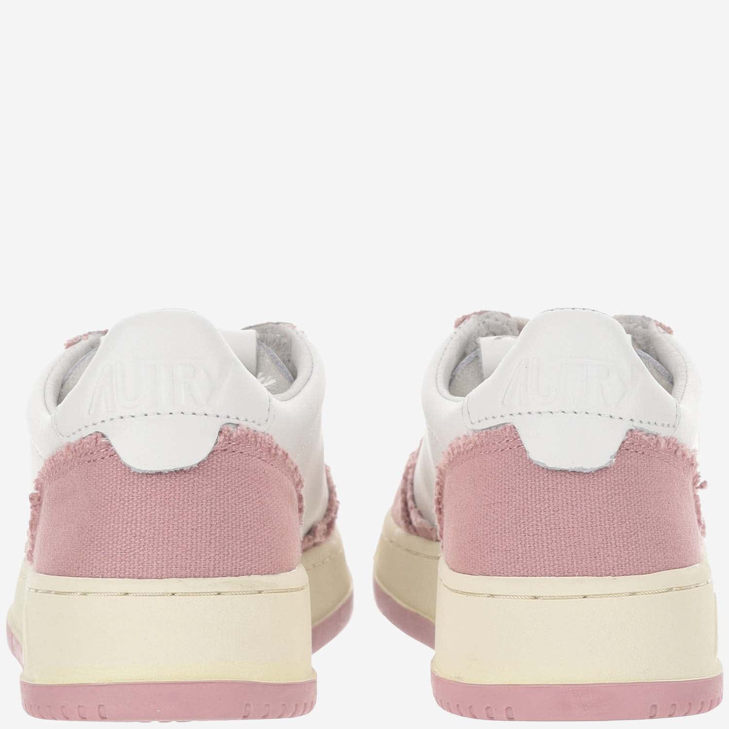 Shop Autry Low Medalist Leather Sneakers In Pink