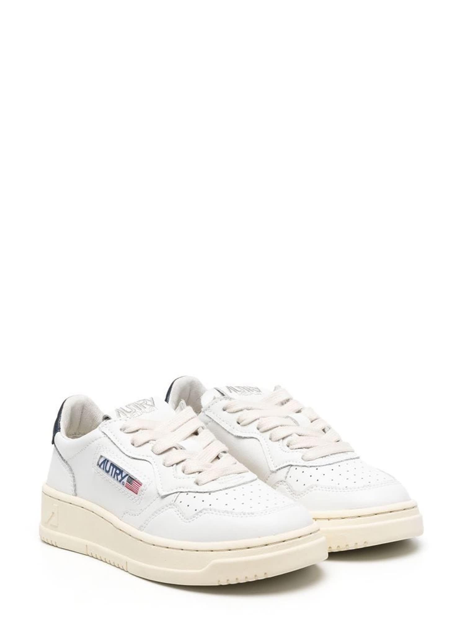 Autry Contrasting Heel Sneaker In Bianco
