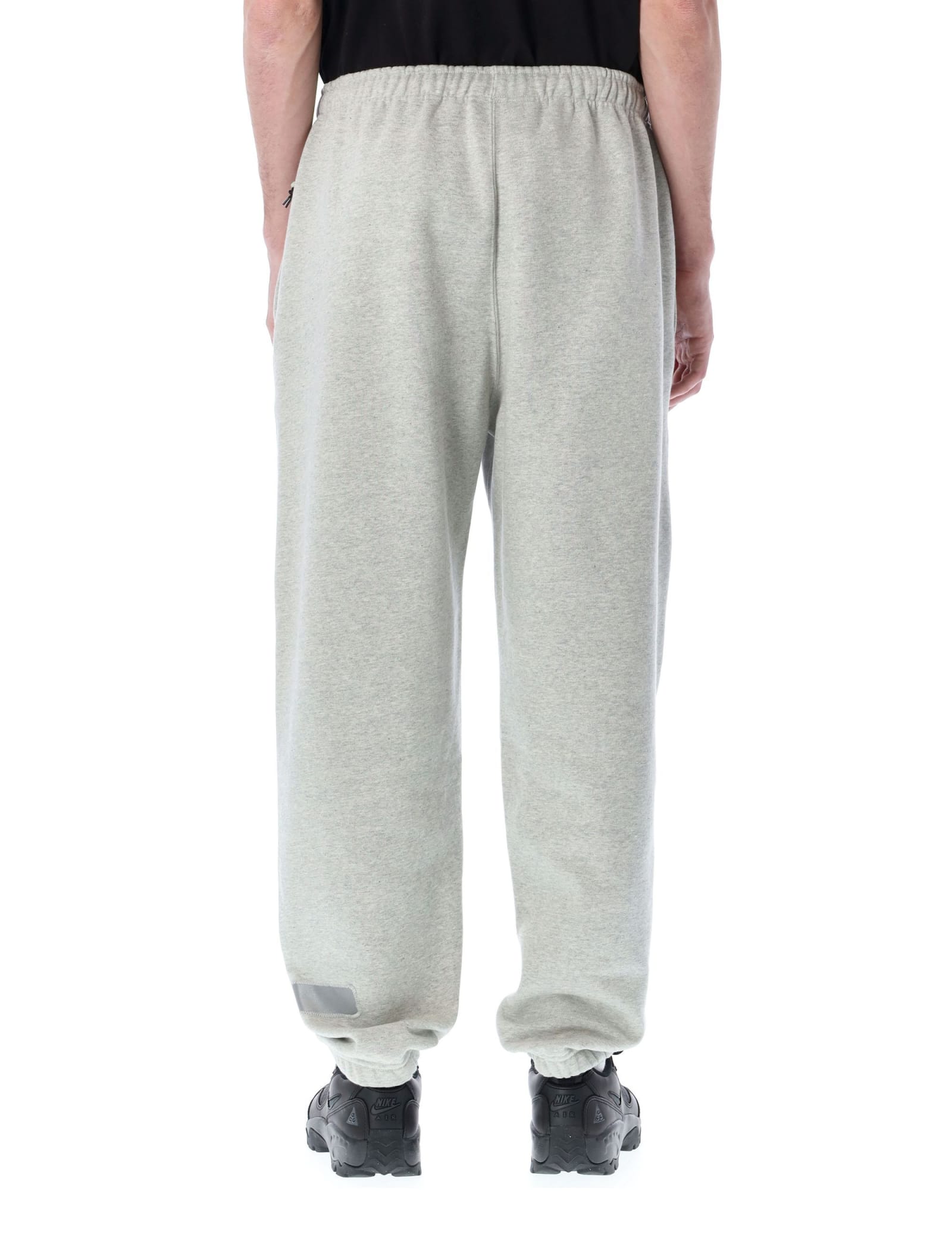 nike acg sweatpants