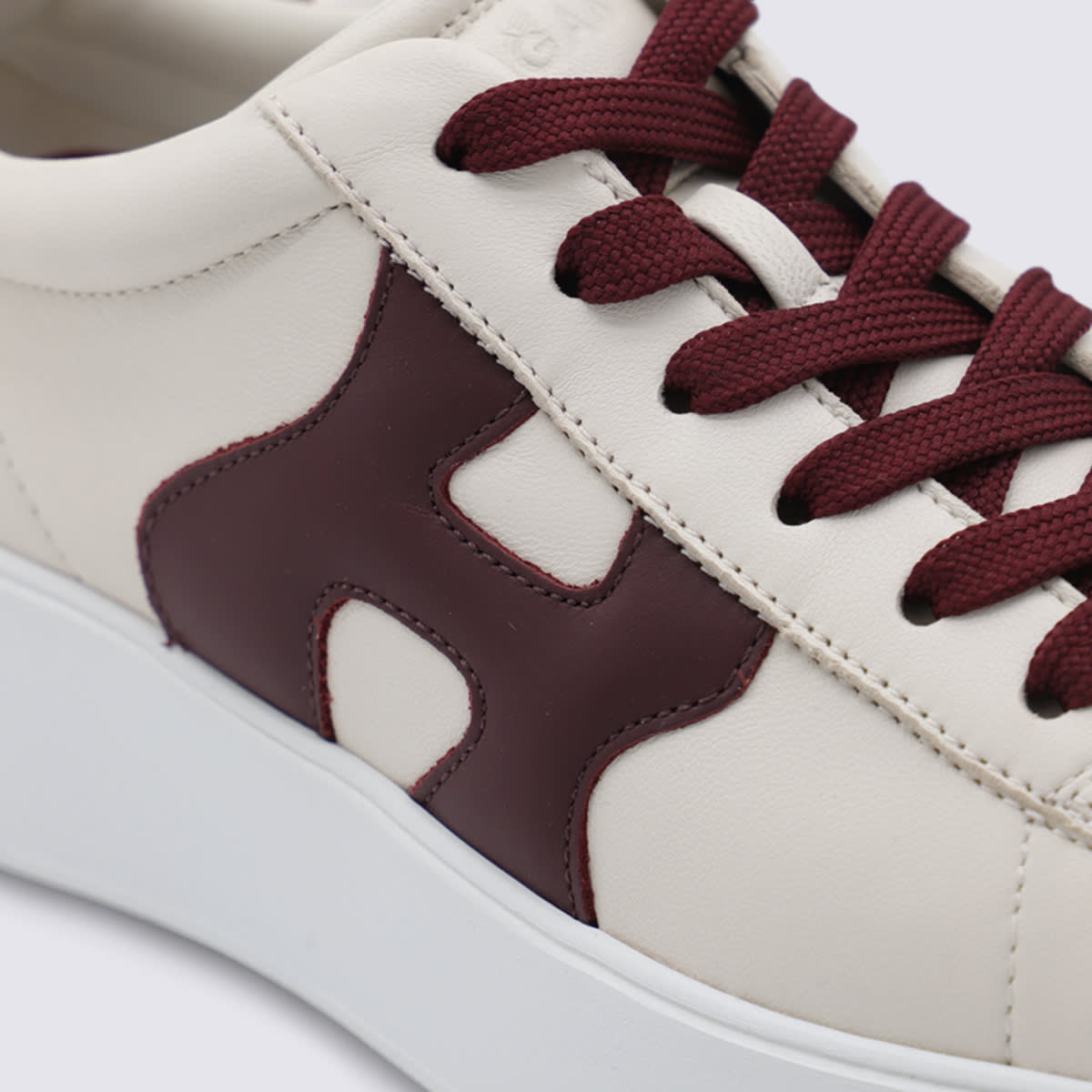 Hogan H564 Ivory Leather Low-top Sneakers In Burgundy