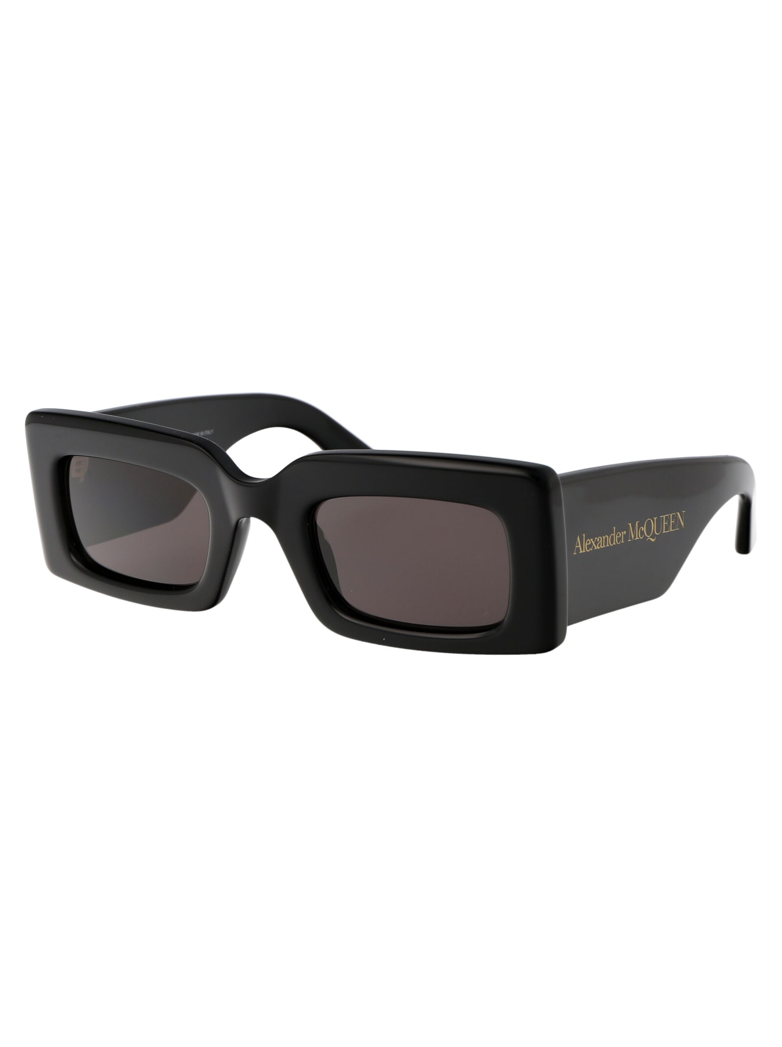 Alexander Mcqueen Mcqueen 50mm Rectangular Sunglasses In Black