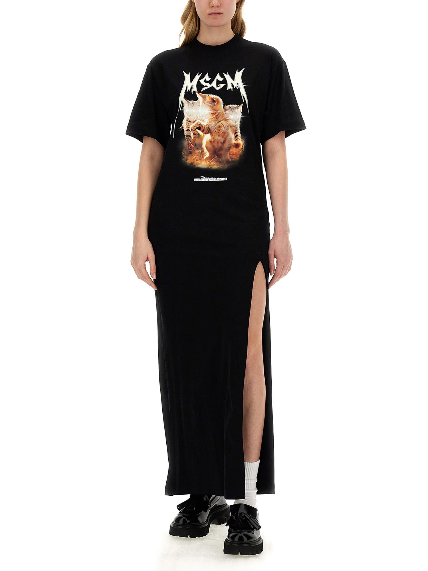 Shop Msgm Logo Print T-shirt Dress In Black