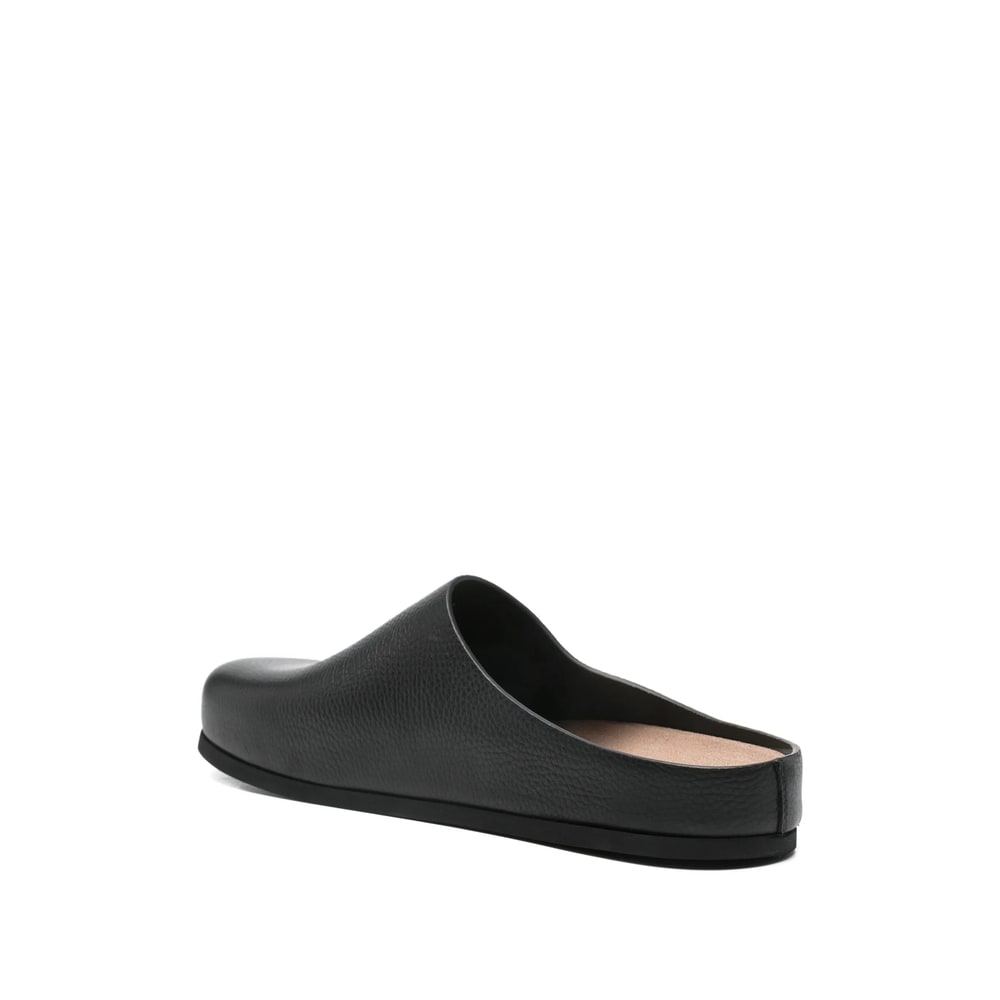 Common Projects Round-toe Mules In Black