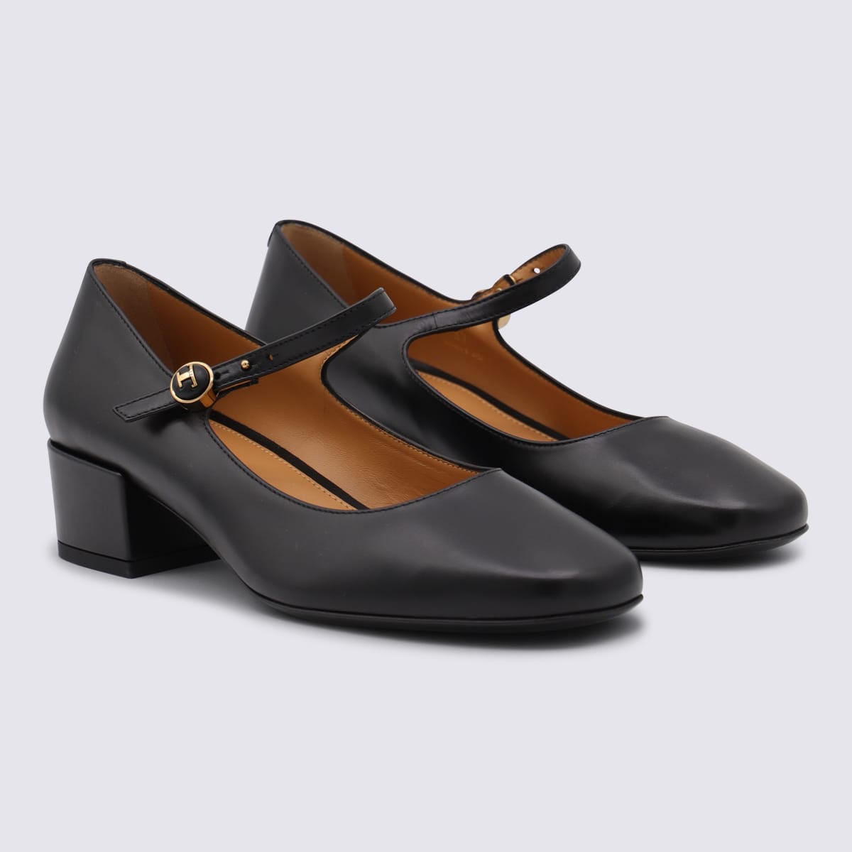 Tod's Black Leather Pumps In Black