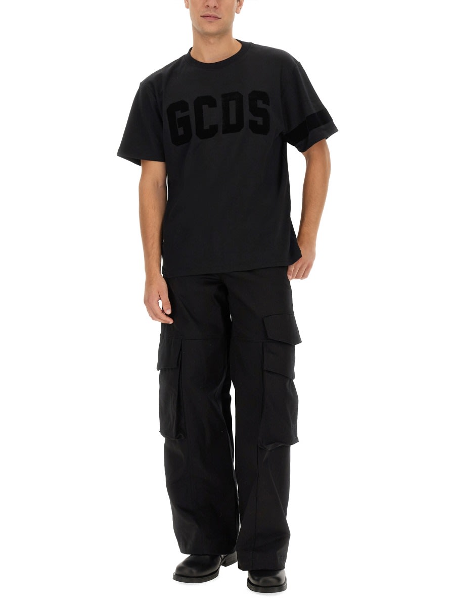 Shop Gcds Ultracargo Pants In Black