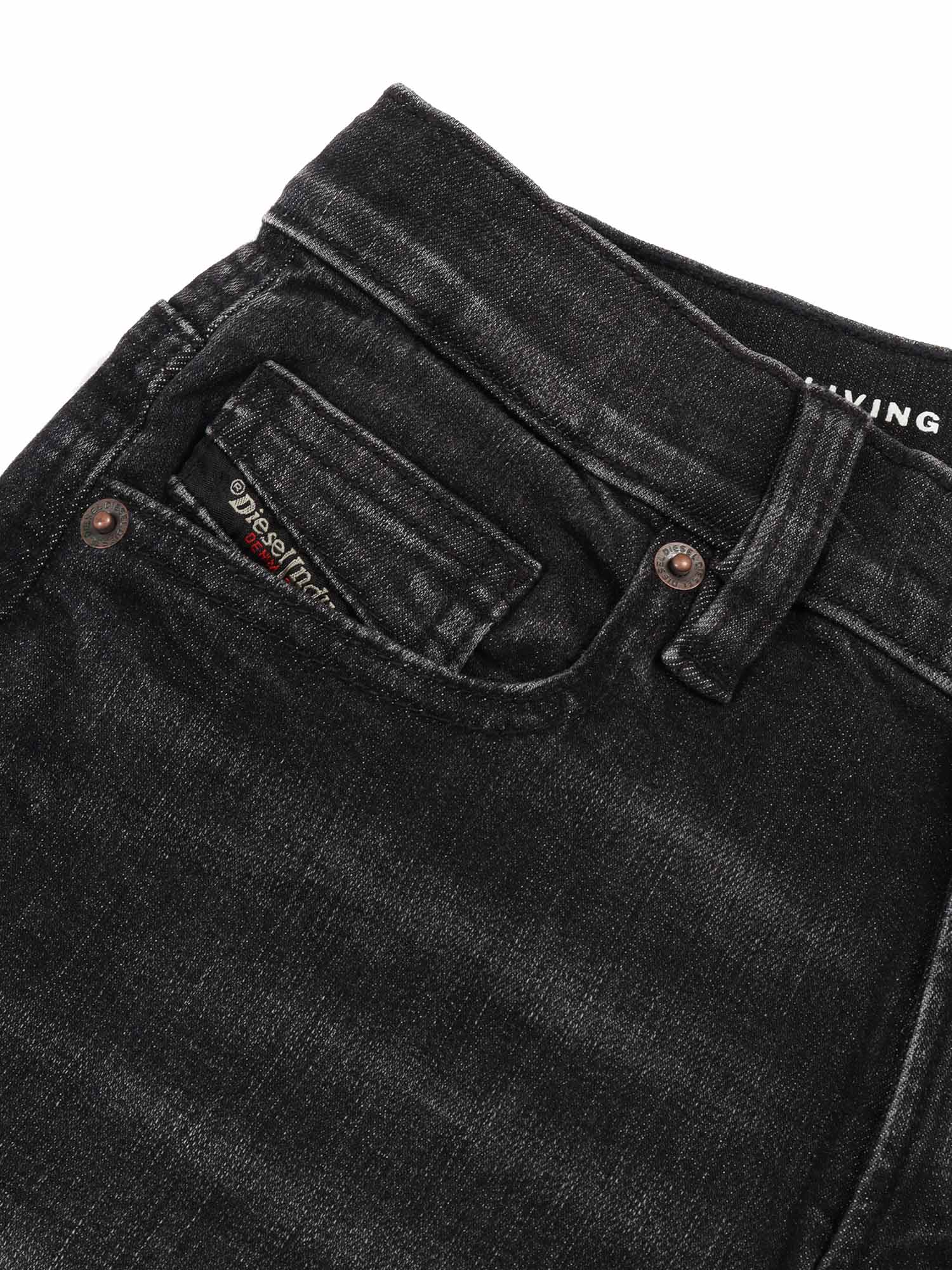 Diesel 5 Pockets In Black