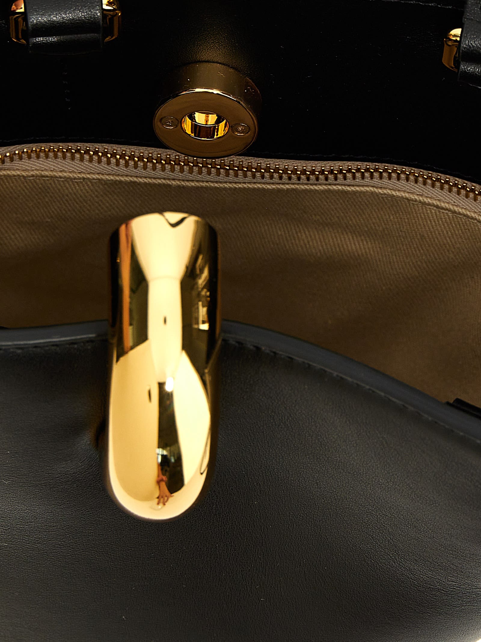 Jacquemus Le Petit Bambola Mini Handbag In Black