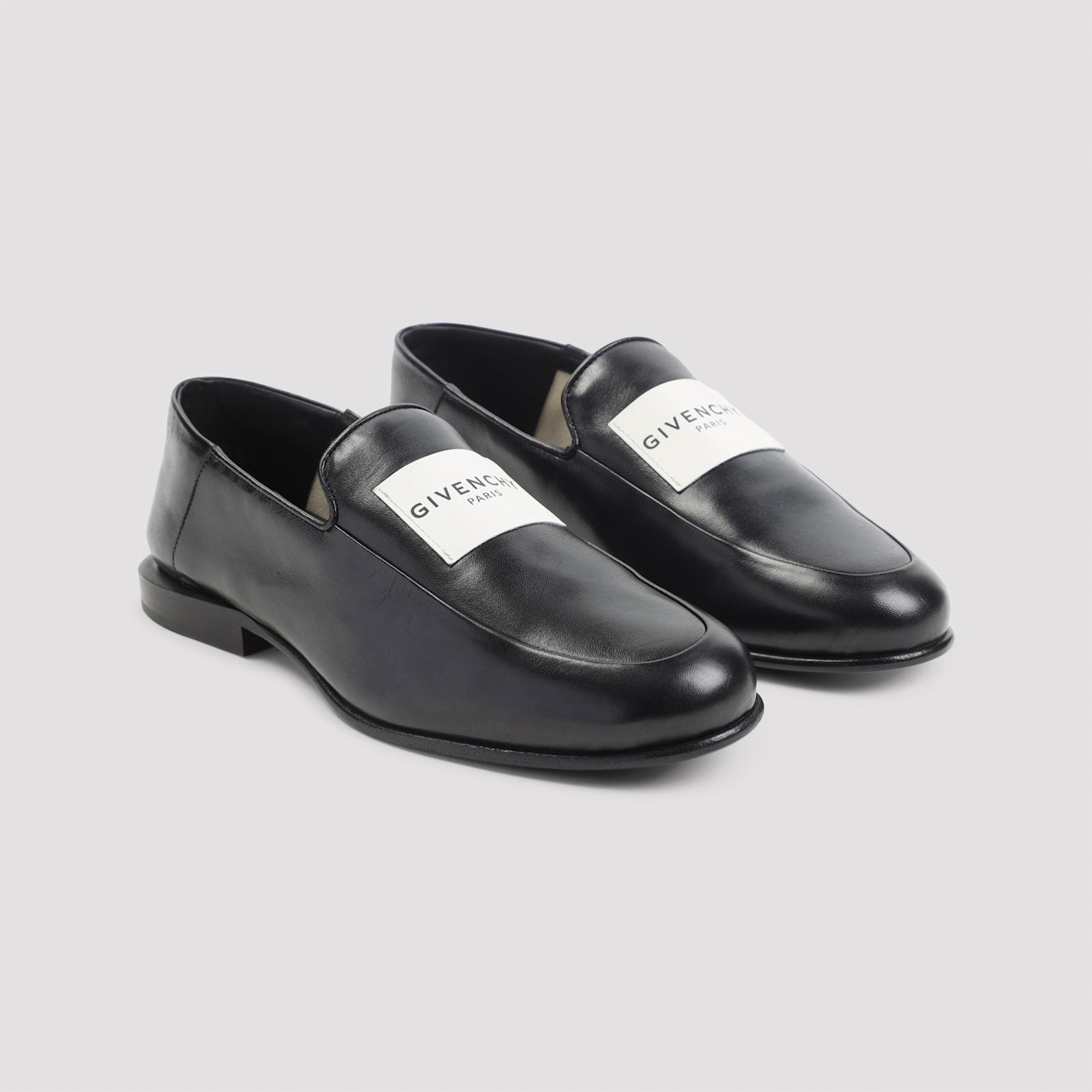 Givenchy Label Leather Loafers In Black