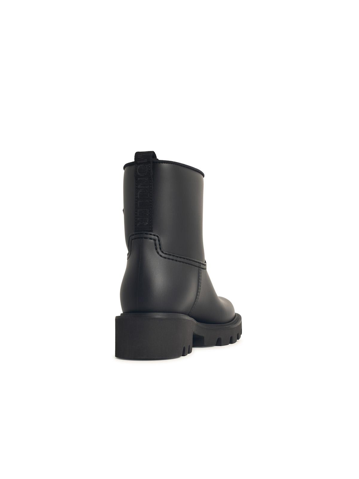 Moncler Boots In Black