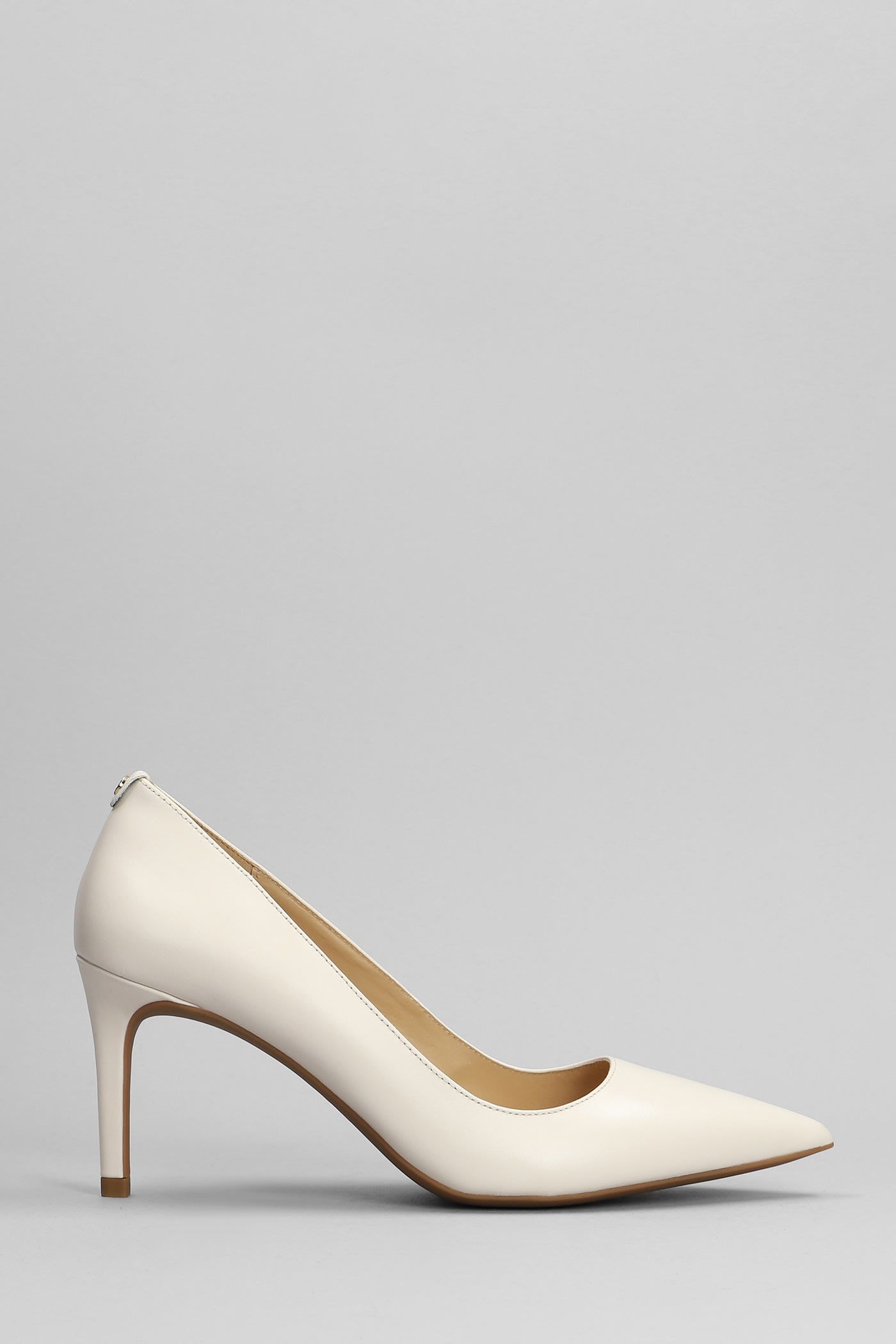 Alina Pumps