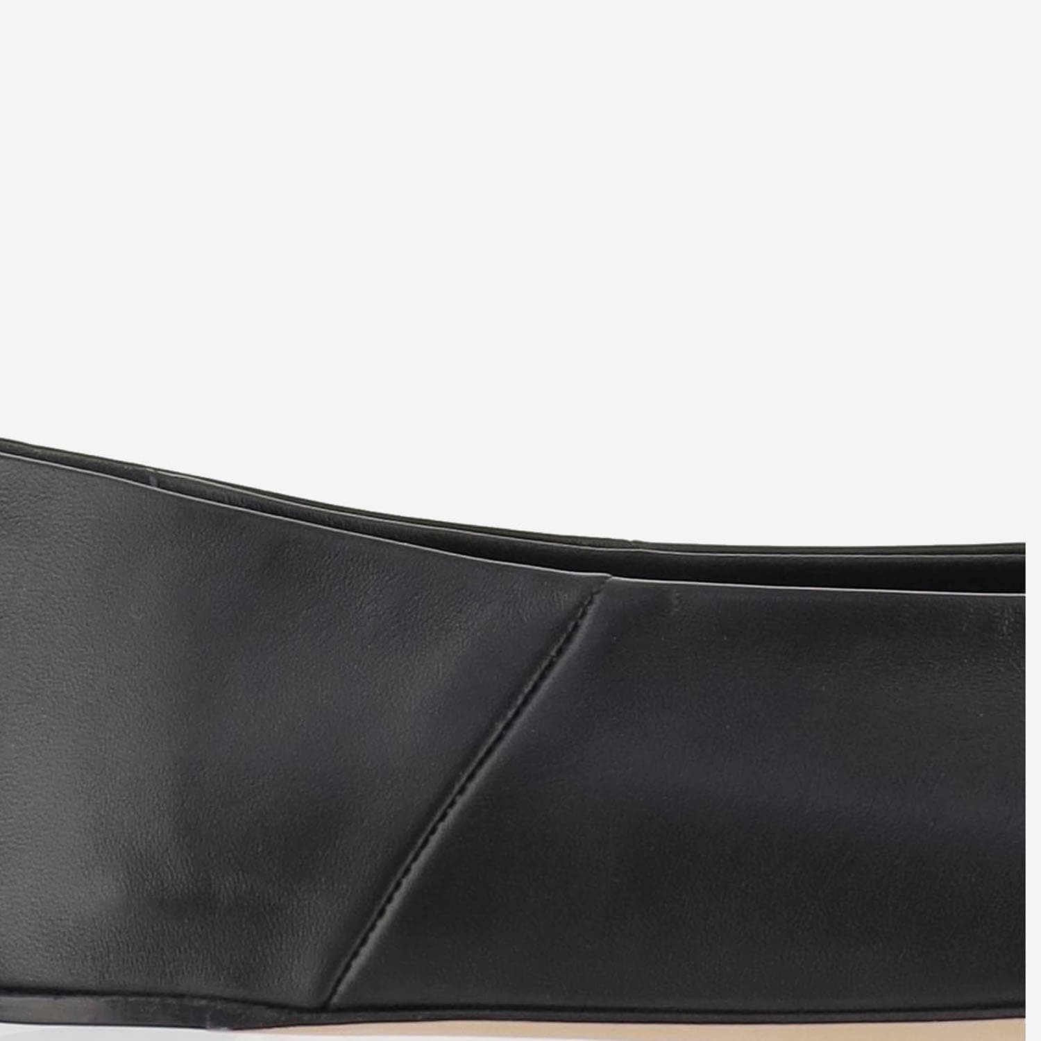 Ferragamo Vara Bow Ballet Flats In Black