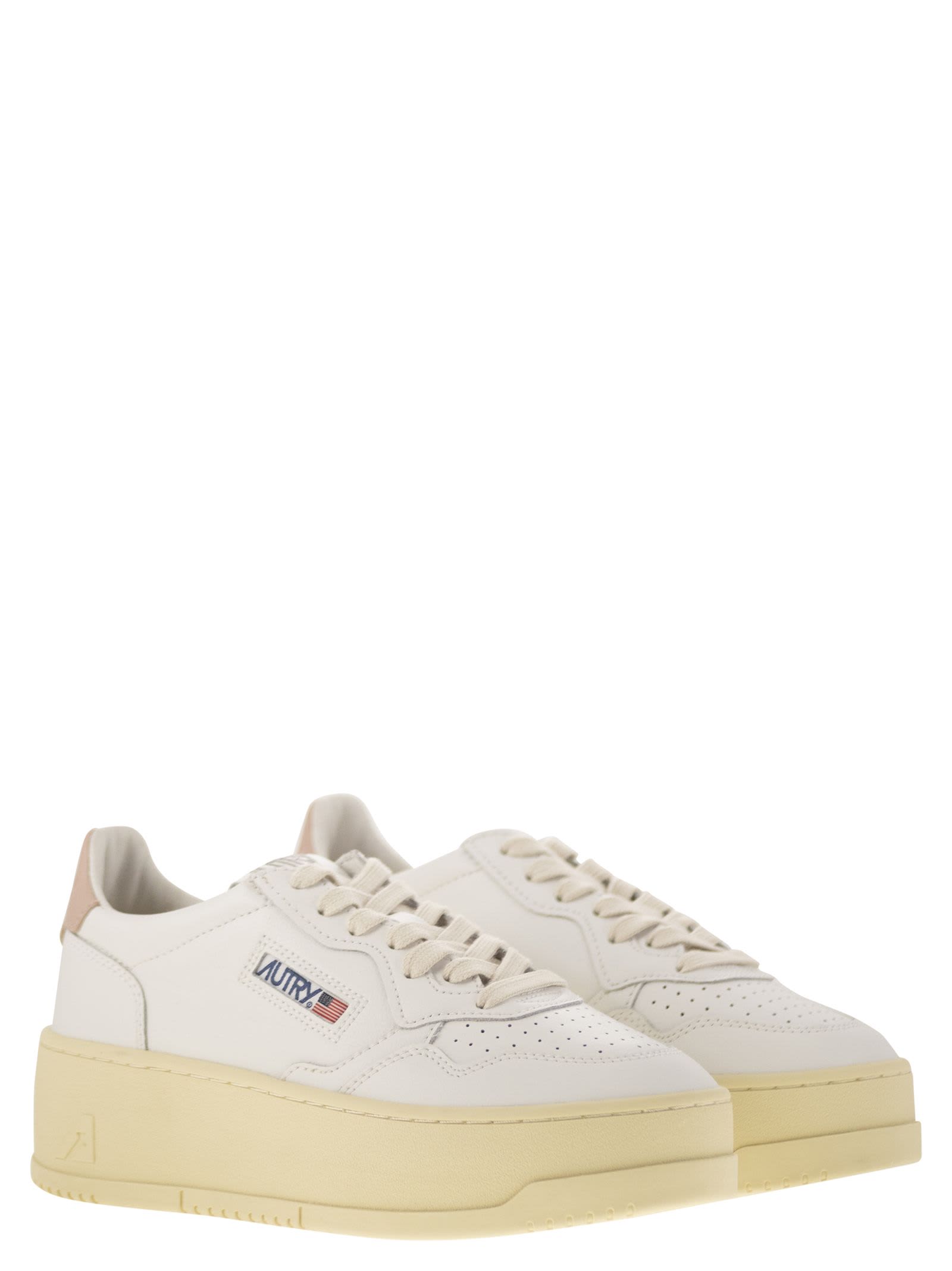 Autry Medalist Platform - Leather Trainers In White
