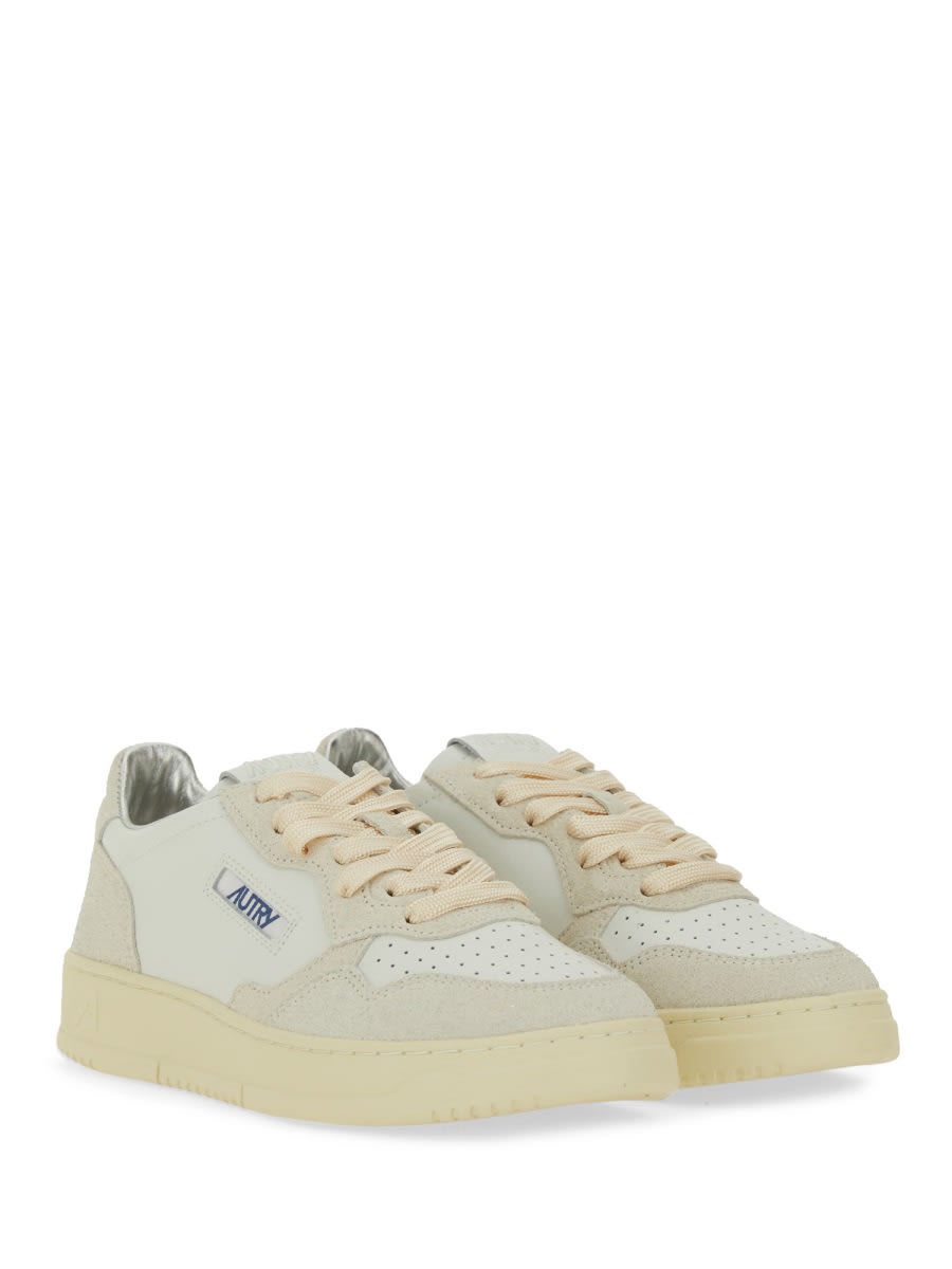 Autry Medalist Low Sneaker In White