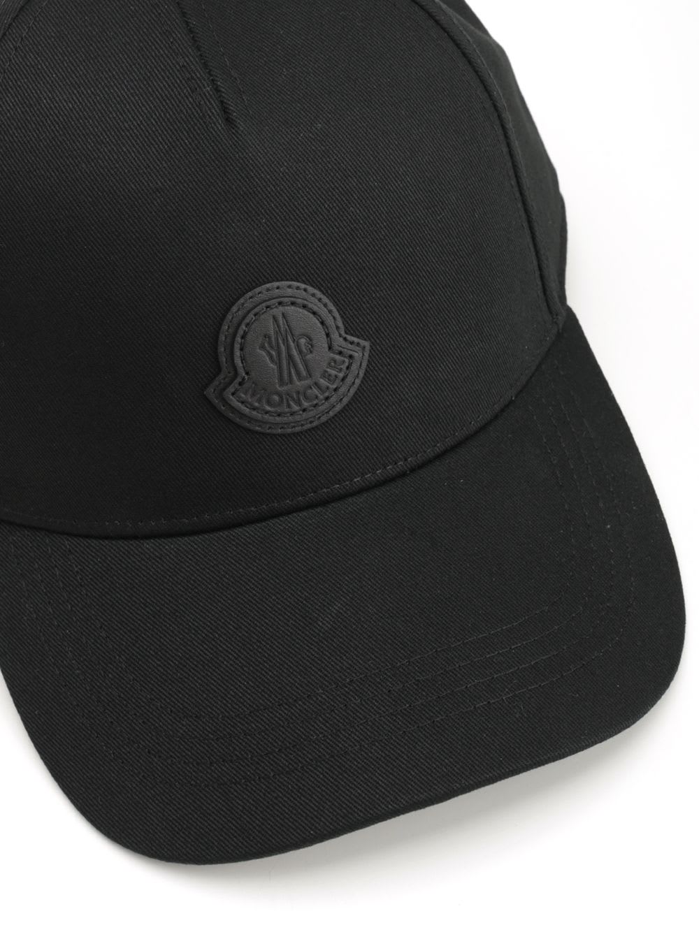 Moncler Casquette En Gabardine De Coton In Black