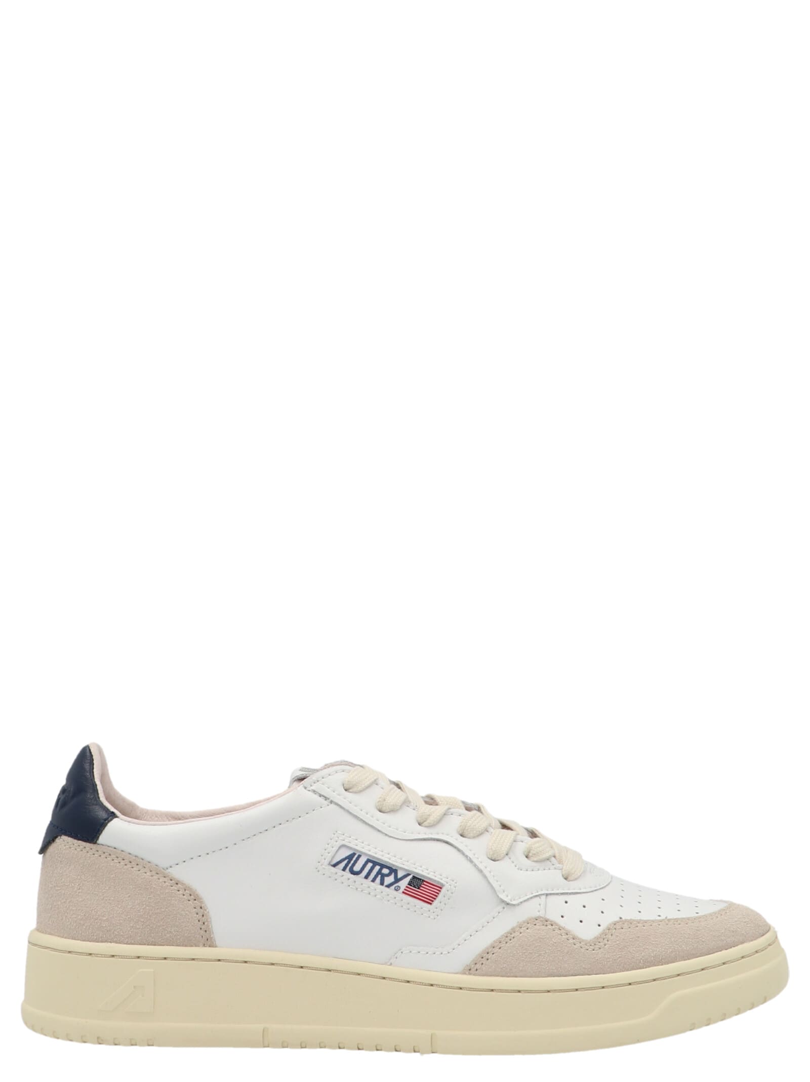 Autry 01 Sneakers In White
