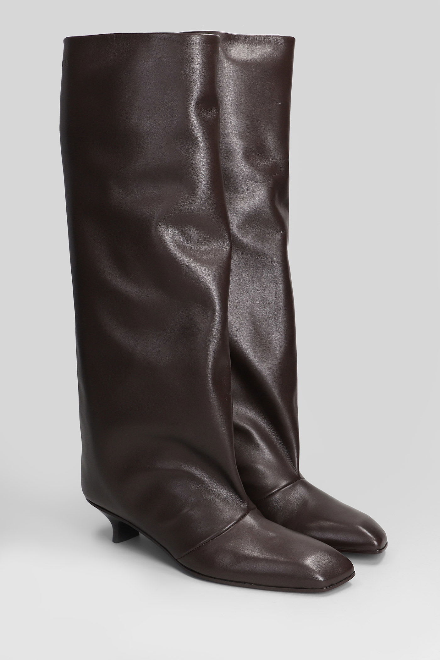 Vicini Cizin 30 Low Heels Boots In Brown Leather In Brown