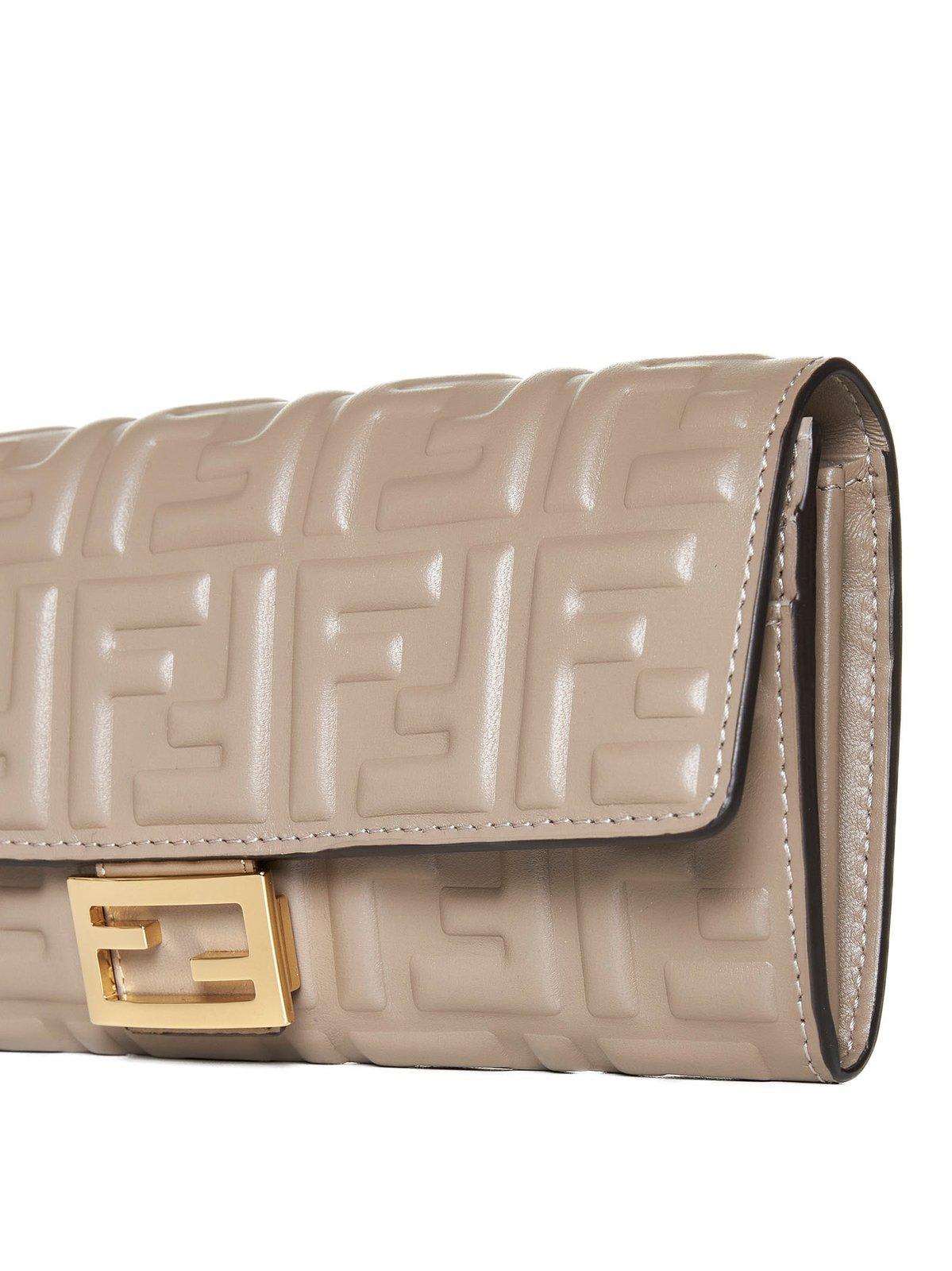 Shop Fendi Ff Motif Baguette Continental Chain-linked Wallet In Grigio